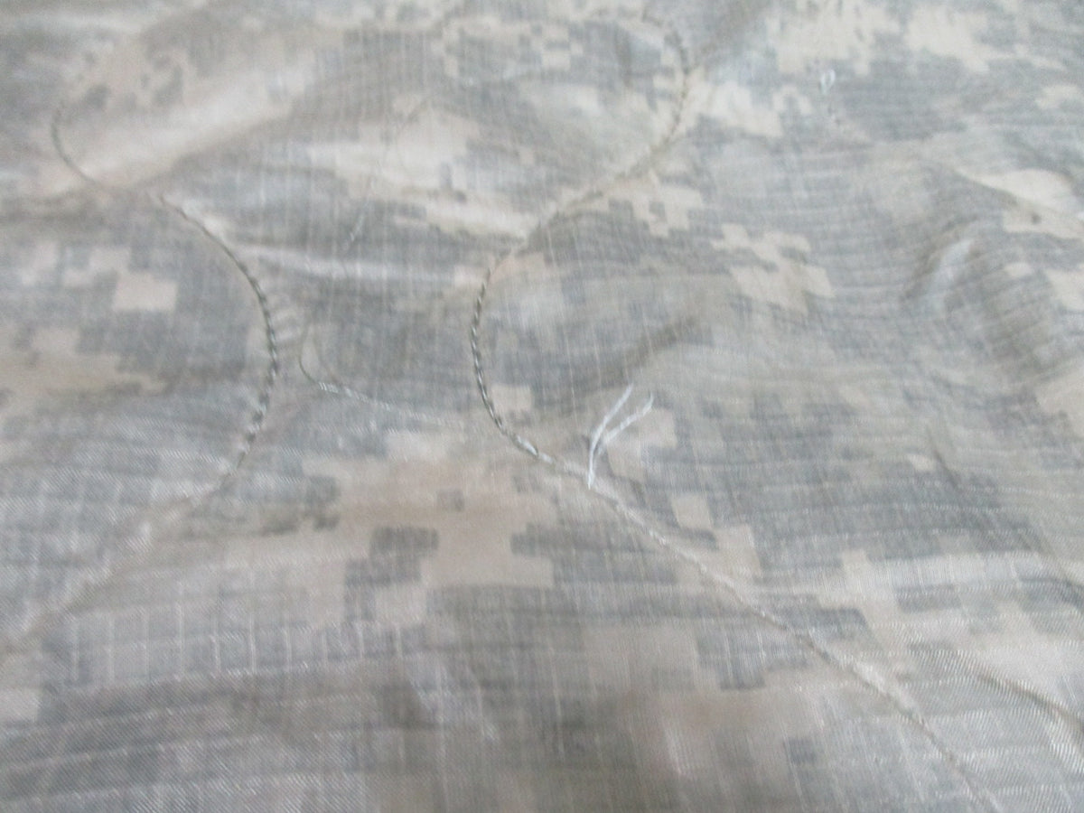 USGI UCP ACU Digital Poncho Liner Woobie Pair Used Fair Field Training