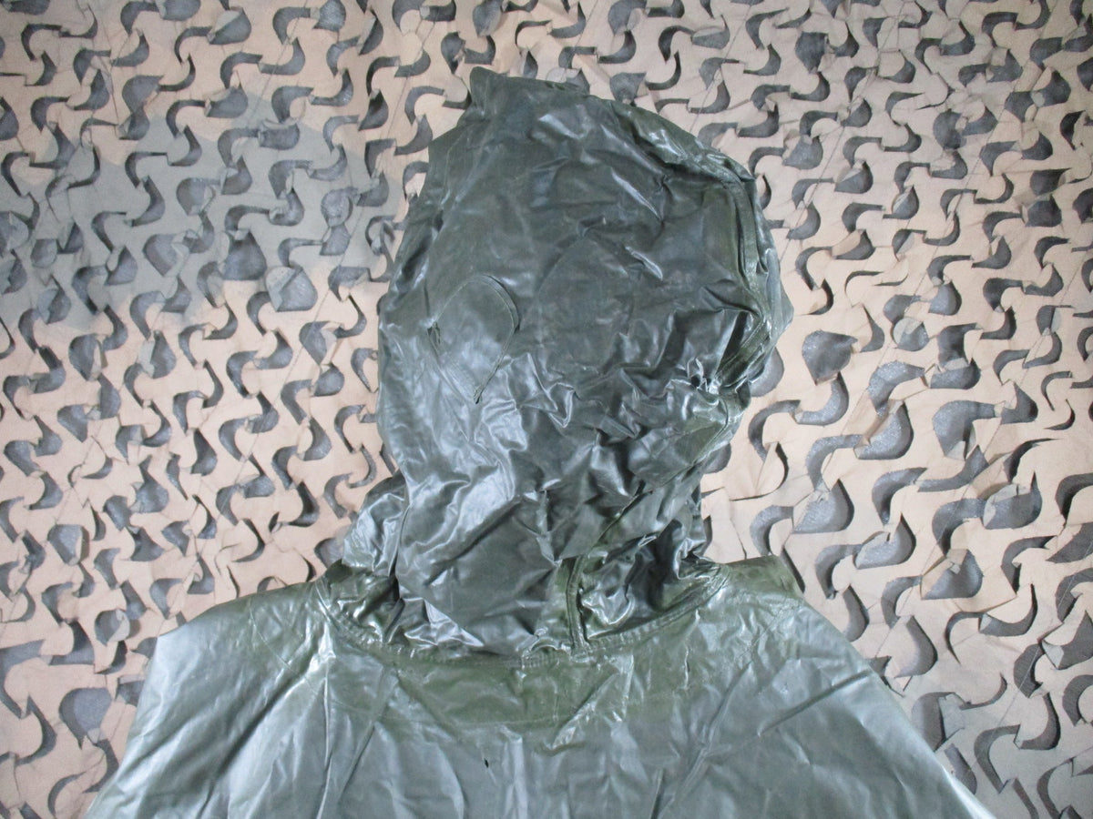 USGI Vietnam War OD Green Coated Nylon Poncho FSN 8405-290-0550 Vintage