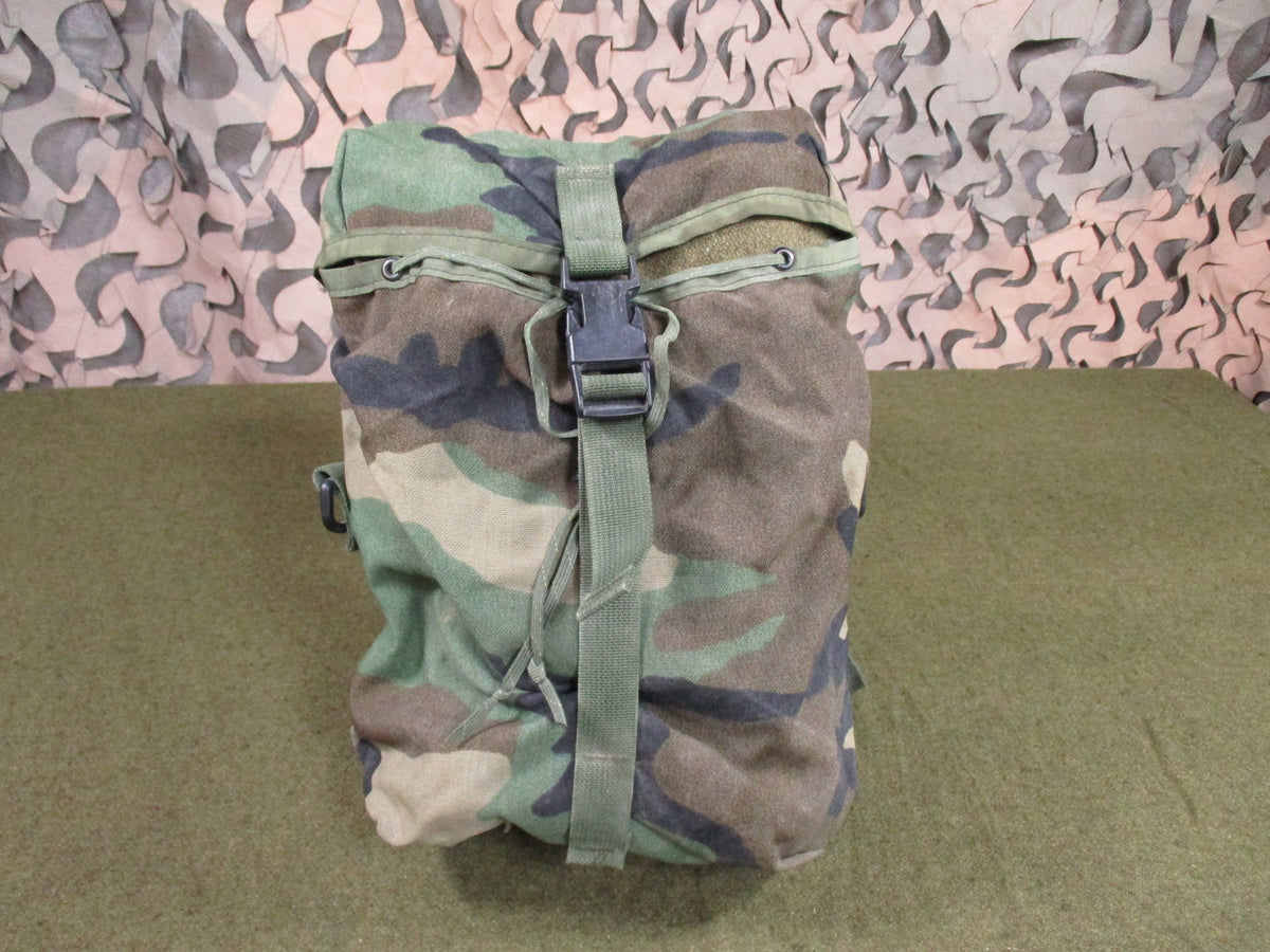Woodland Camouflage Utility Pouch Belt Pack Used Fair PU Lining Deterioration - Centex Military Gear