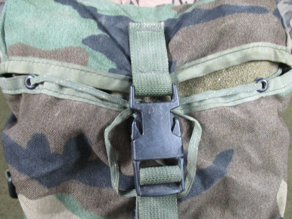 Woodland Camouflage Utility Pouch Belt Pack Used Fair PU Lining Deterioration - Centex Military Gear