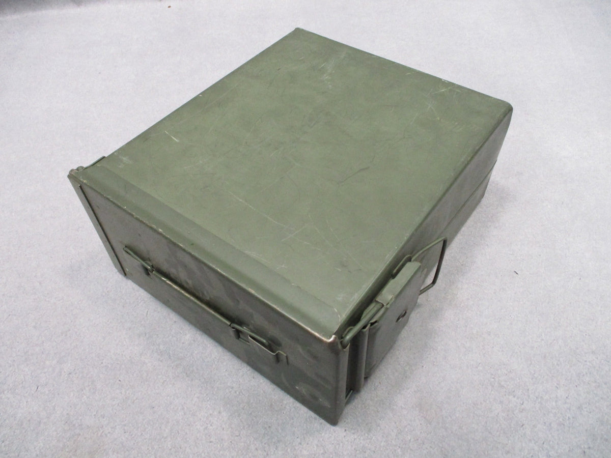 USGI PVS-7B Night Vision Goggle Transport Ammo Can Foam Padded OD Green