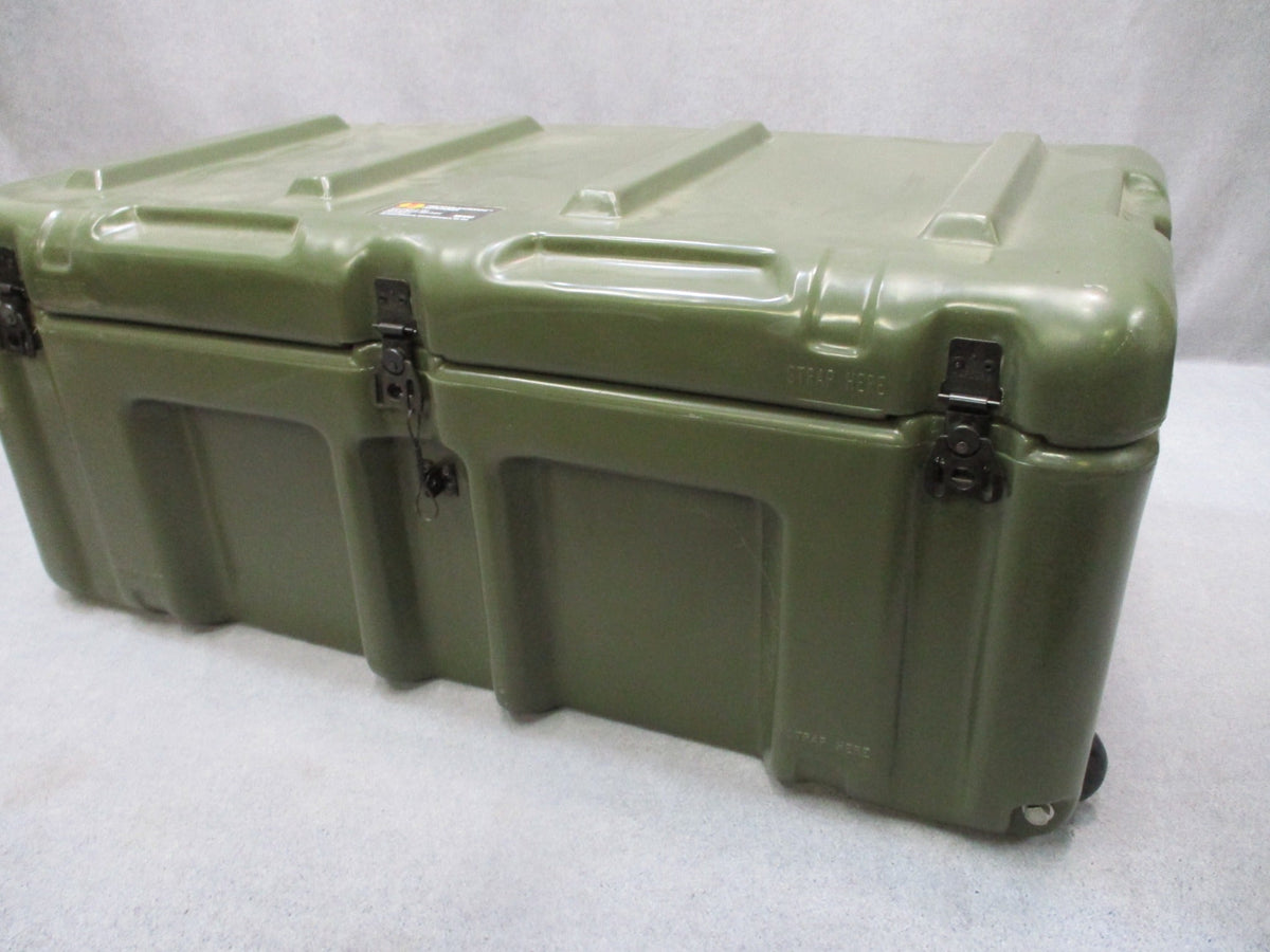 Pelican Hardigg Military Footlocker OD Green 472-FTLK-1-137 2 Trays Wheels
