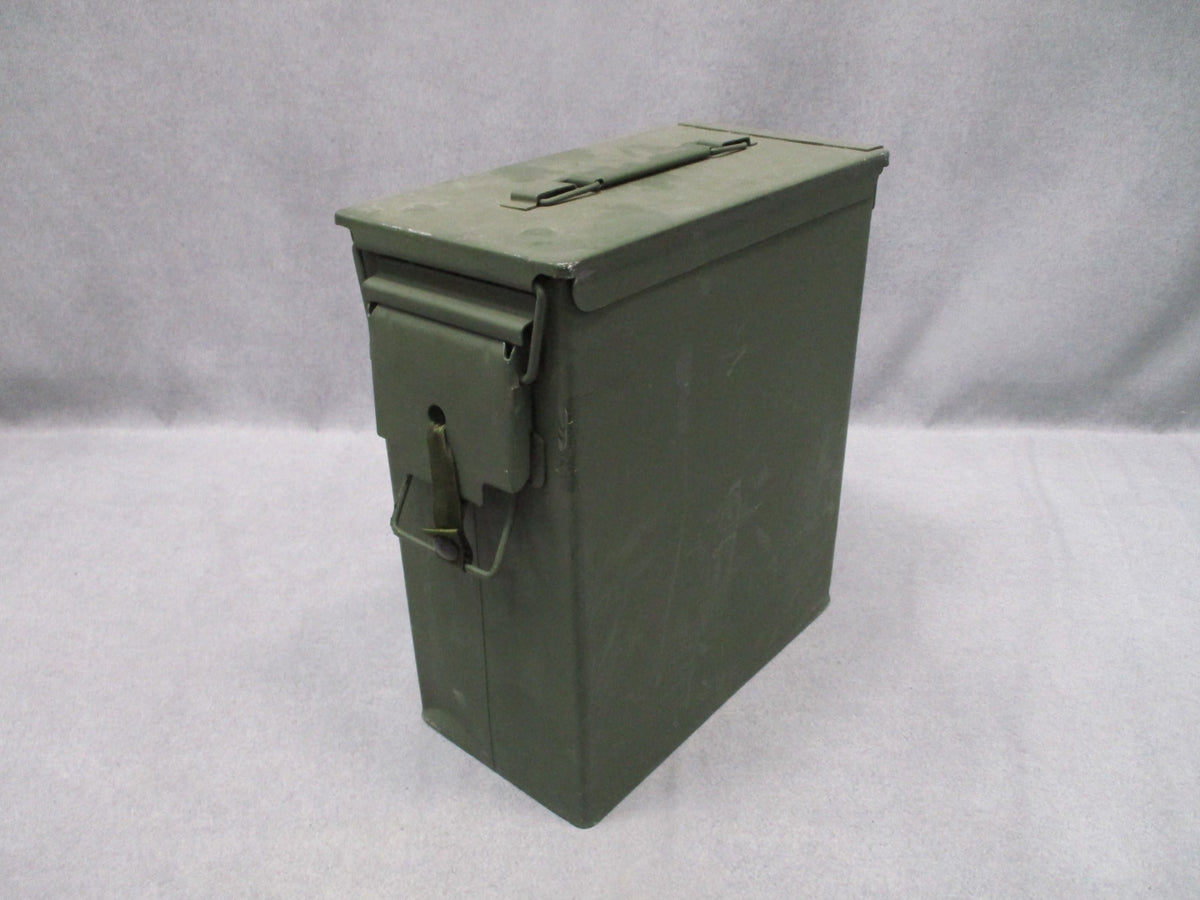 USGI PVS-7B Night Vision Goggle Transport Ammo Can Foam Padded OD Green