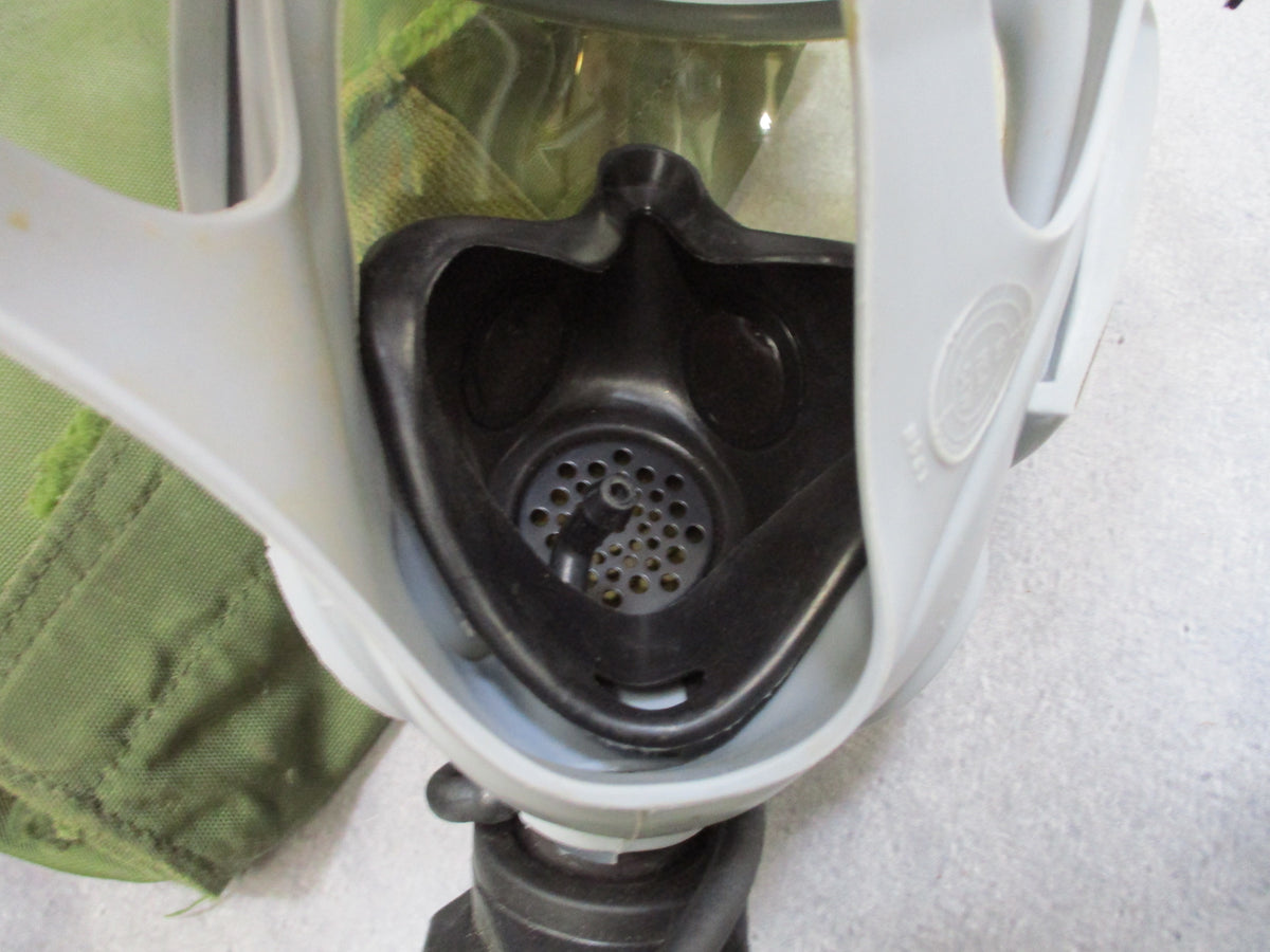 MSA MCU-2/P Gas Mask Small USGI with Bag C2A1 Filter & M/L Outsert Surplus