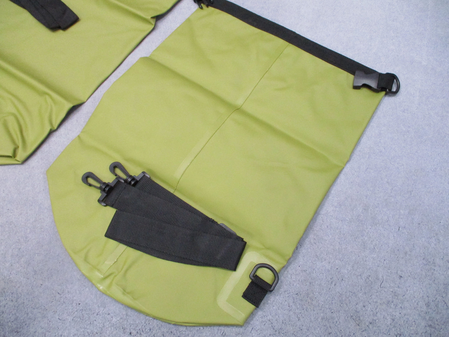 MIL-SPEC Plus Waterproof Dry Bag Rafting Kayak Canoe 20L 30L Shoulder Strap
