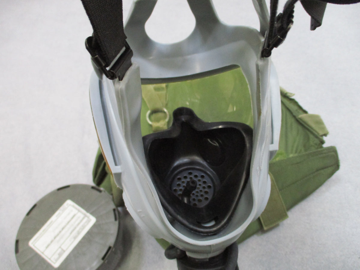 MSA MCU-2/P Gas Mask Small USGI with Bag C2A1 Filter & M/L Outsert Surplus