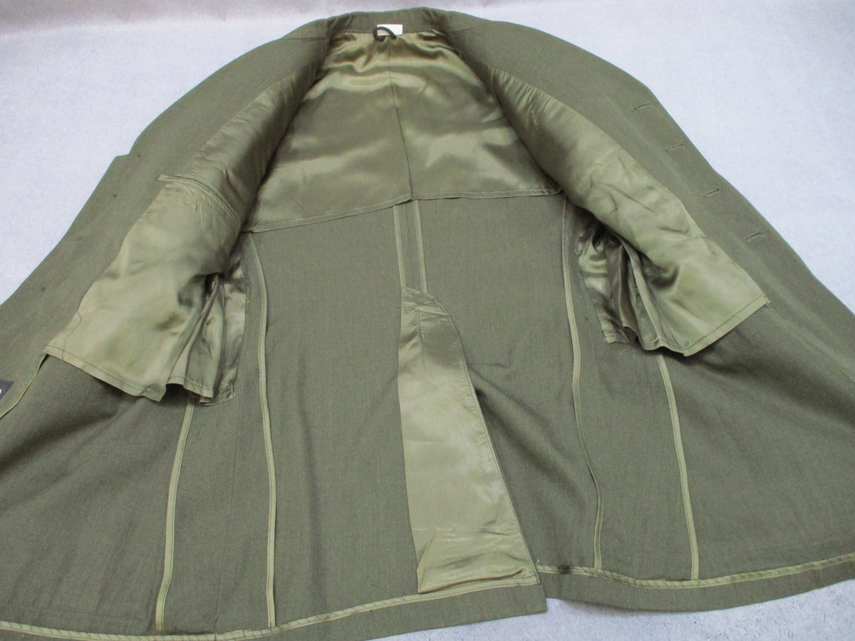 USMC Service Alpha Green Jacket 46L Crown Clothing USA Coat w/ Insignia