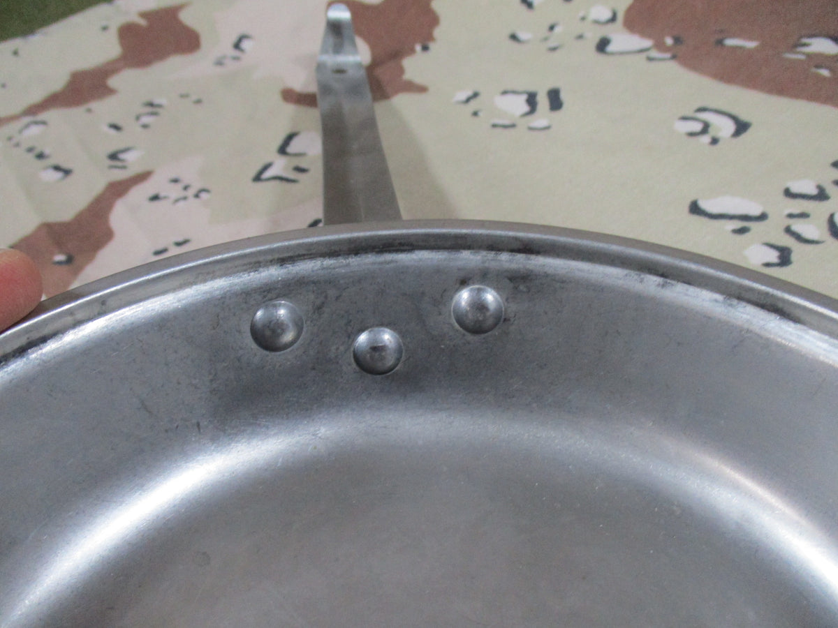 USGI 1965 S/L MFG Mess Kit Vietnam Era Military Pan Divided Tray 2-Piece