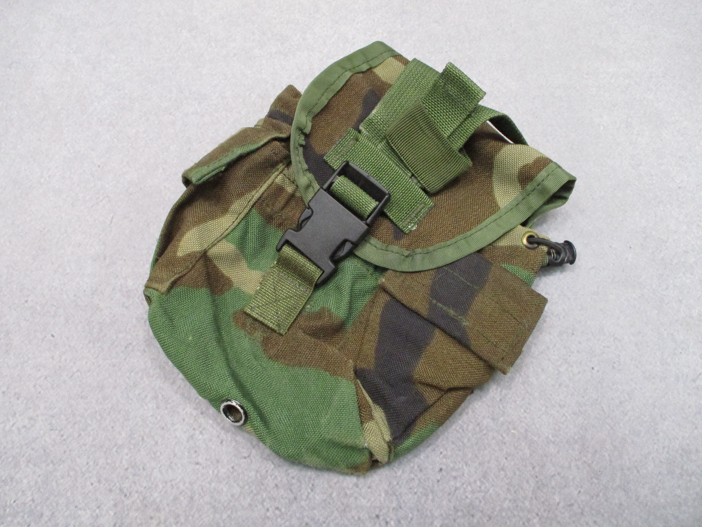 USGI MOLLE II Woodland Canteen Utility Pouch SDS F205411 NSN 8465-01-484-0450