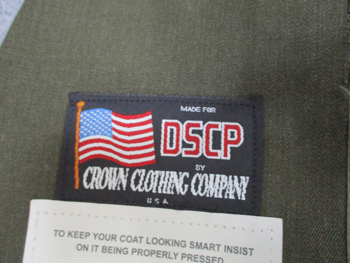 USMC Service Alpha Green Jacket 46L Crown Clothing USA Coat w/ Insignia