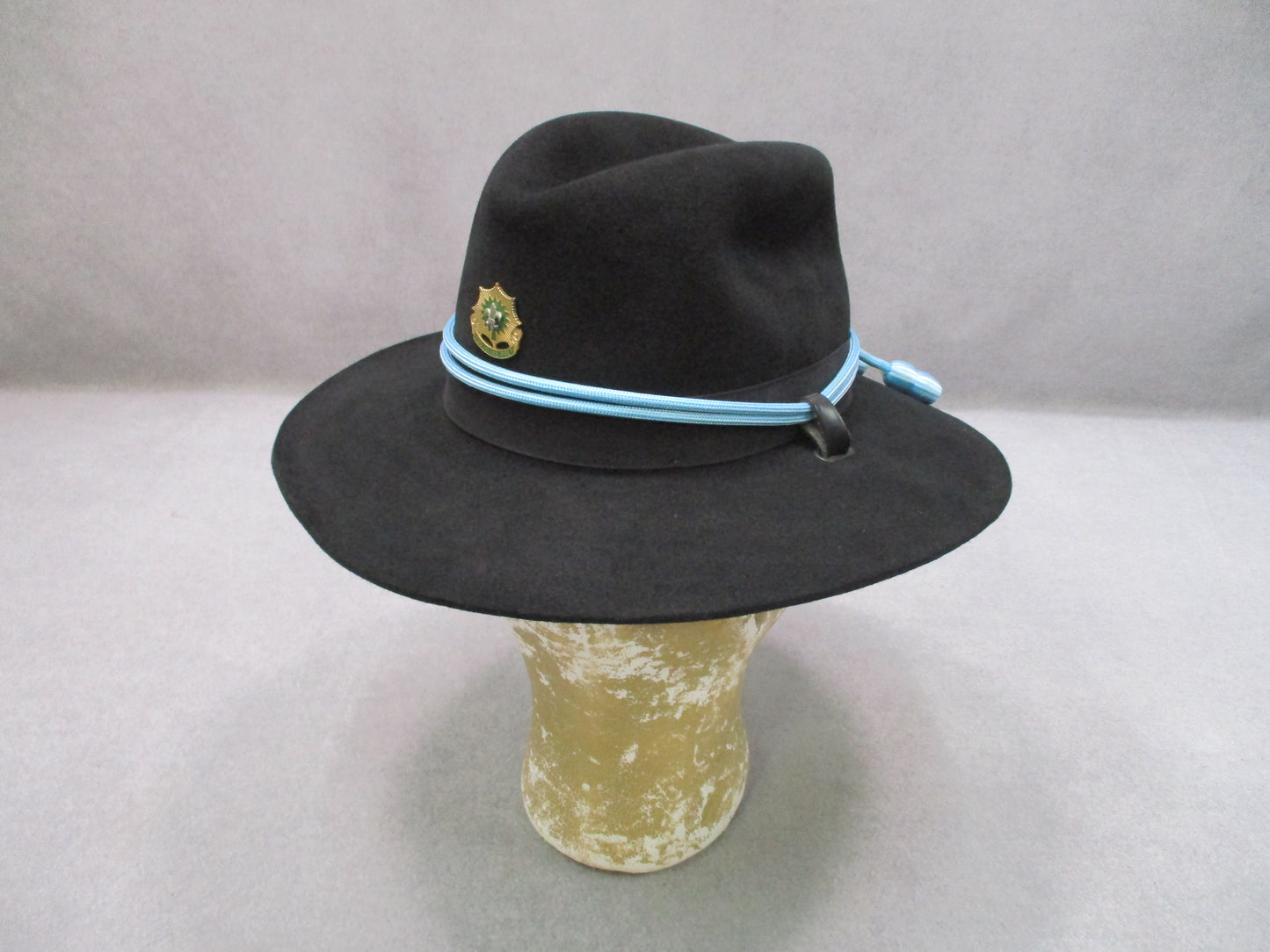 John B Stetson US Army 2nd Cavalry Hat PFC Size 6 3/4 Black Felt Used Blue Acorn