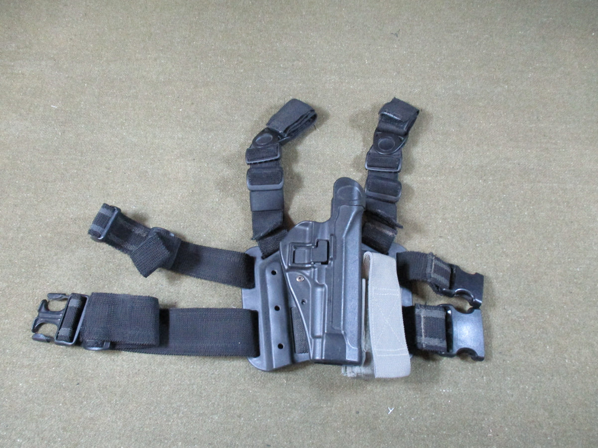 Blackhawk SERPA C1370 Beretta M9 92 Drop Leg Holster Right Hand Black Duty Gear