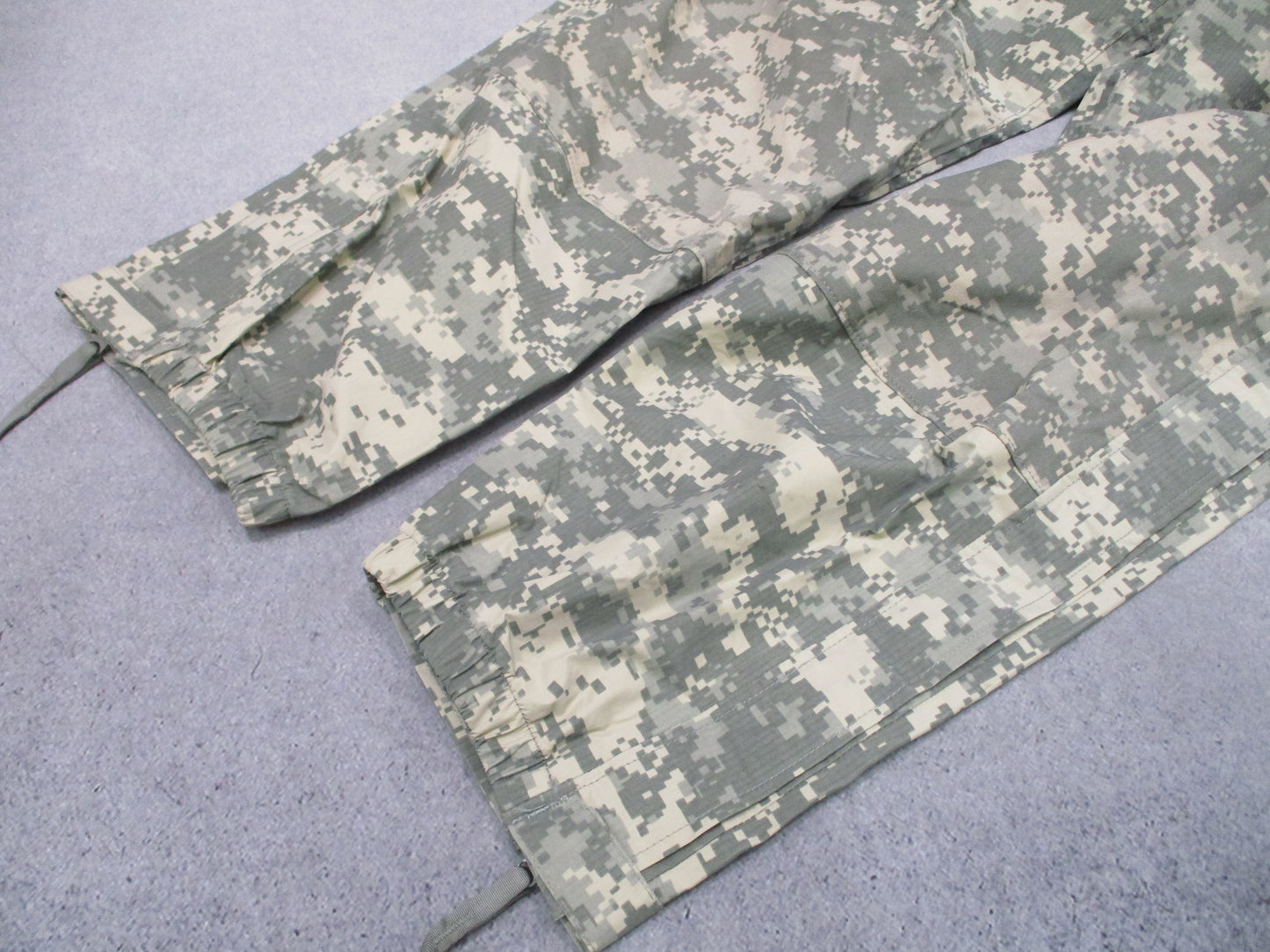 USGI ECWCS Army Gen III Level 6 Gore-Tex Rain Pants ACU UCP Wet Weather Military