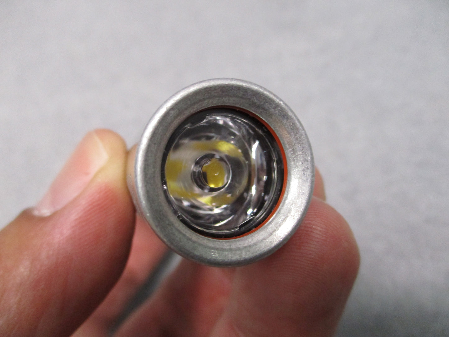FocusWorks F2 Flashlight Aluminum 5000K Samsung LH351D FW-541 Pocket Clip