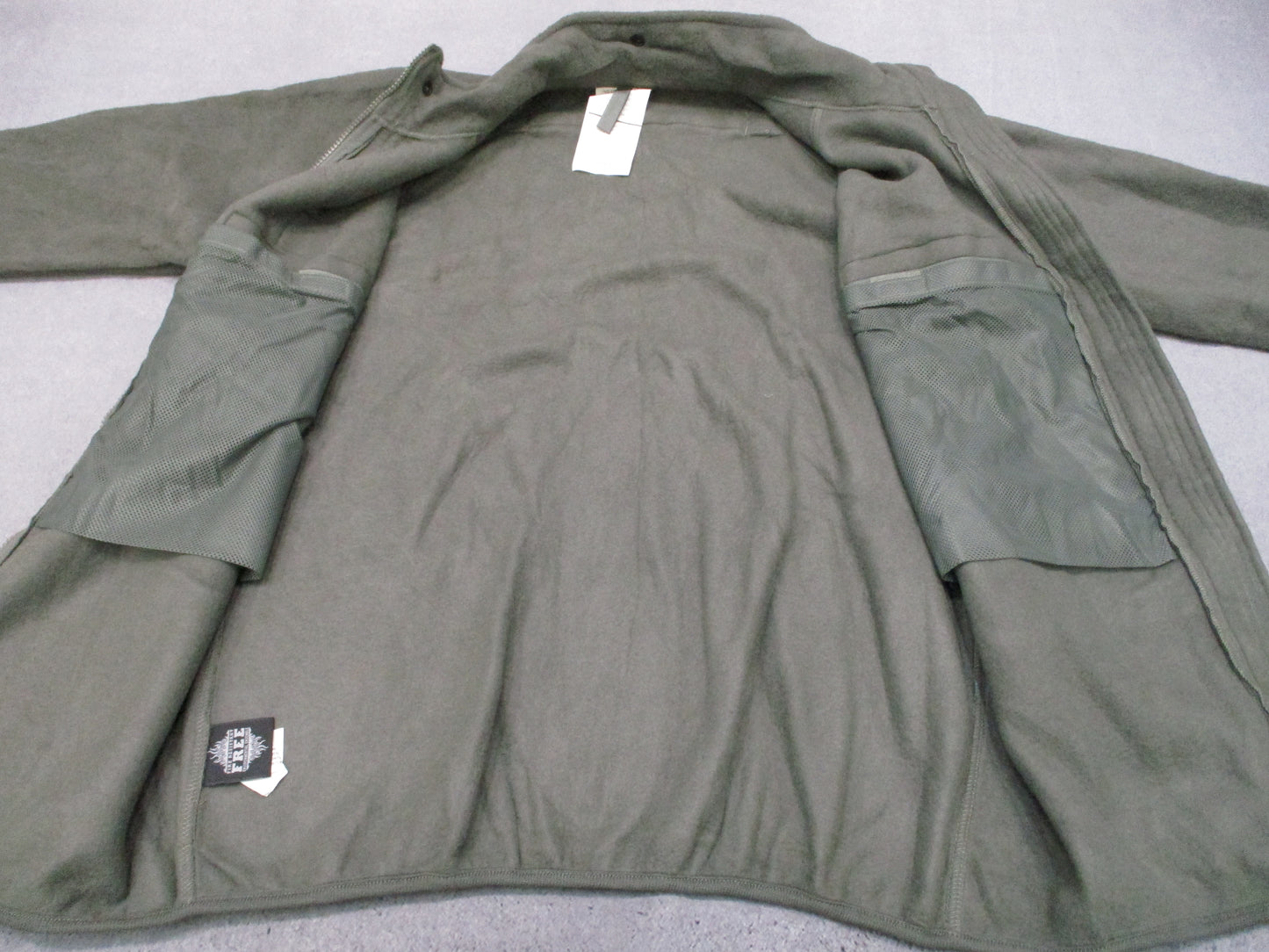 Army EWOL Fleece Jacket Liner Foliage Green Medium Regular Polartec FR 8415-01-5