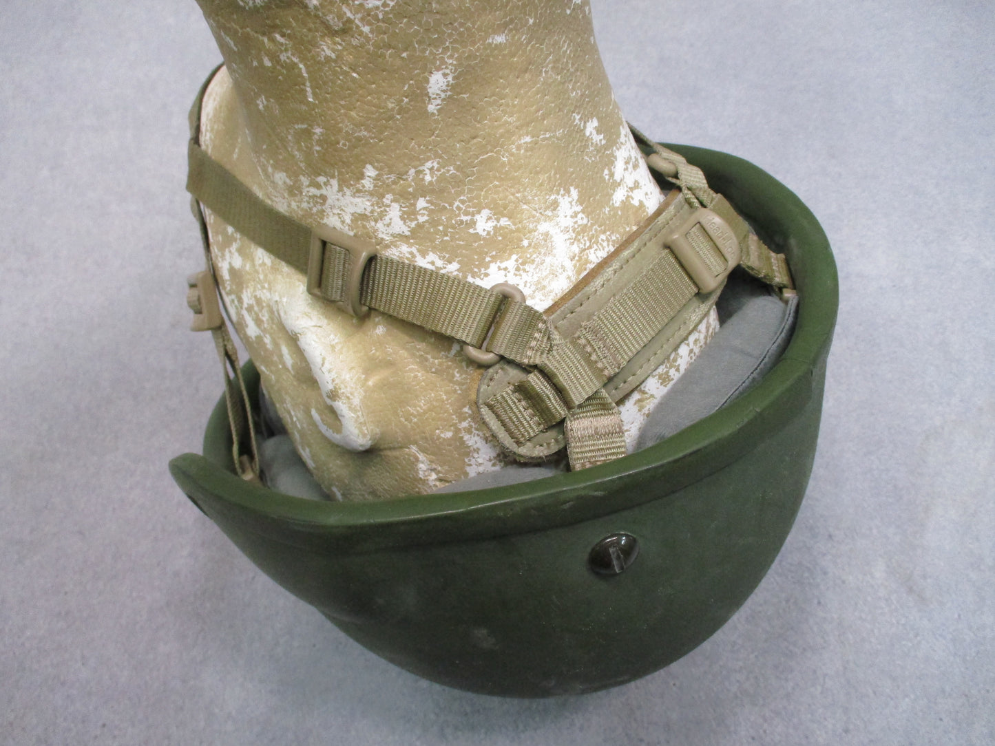 MADE WITH KEVLAR ADVANCED COMBAT HELMET ACH MICH ARMY 8470-01-506-6369 OD GREEN