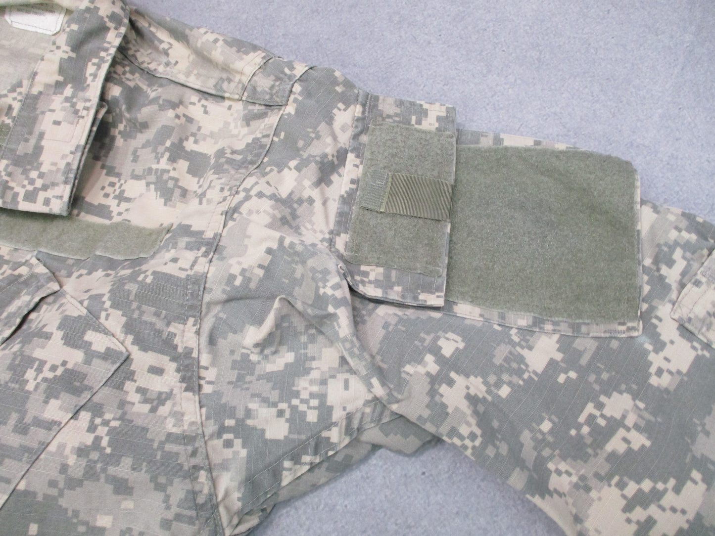 USGI ACU UCP Digital Camo Army Combat Coat Shirt 50/50 Nylon Cotton Surplus
