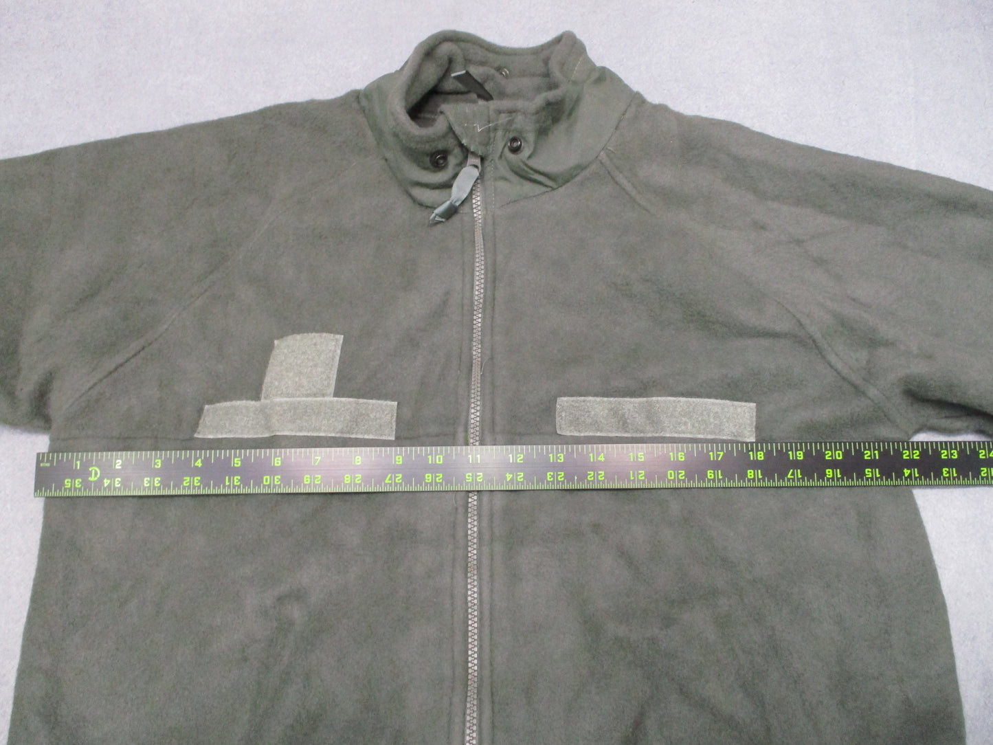 Army EWOL Fleece Jacket Liner Foliage Green Medium Regular Polartec FR 8415-01-5