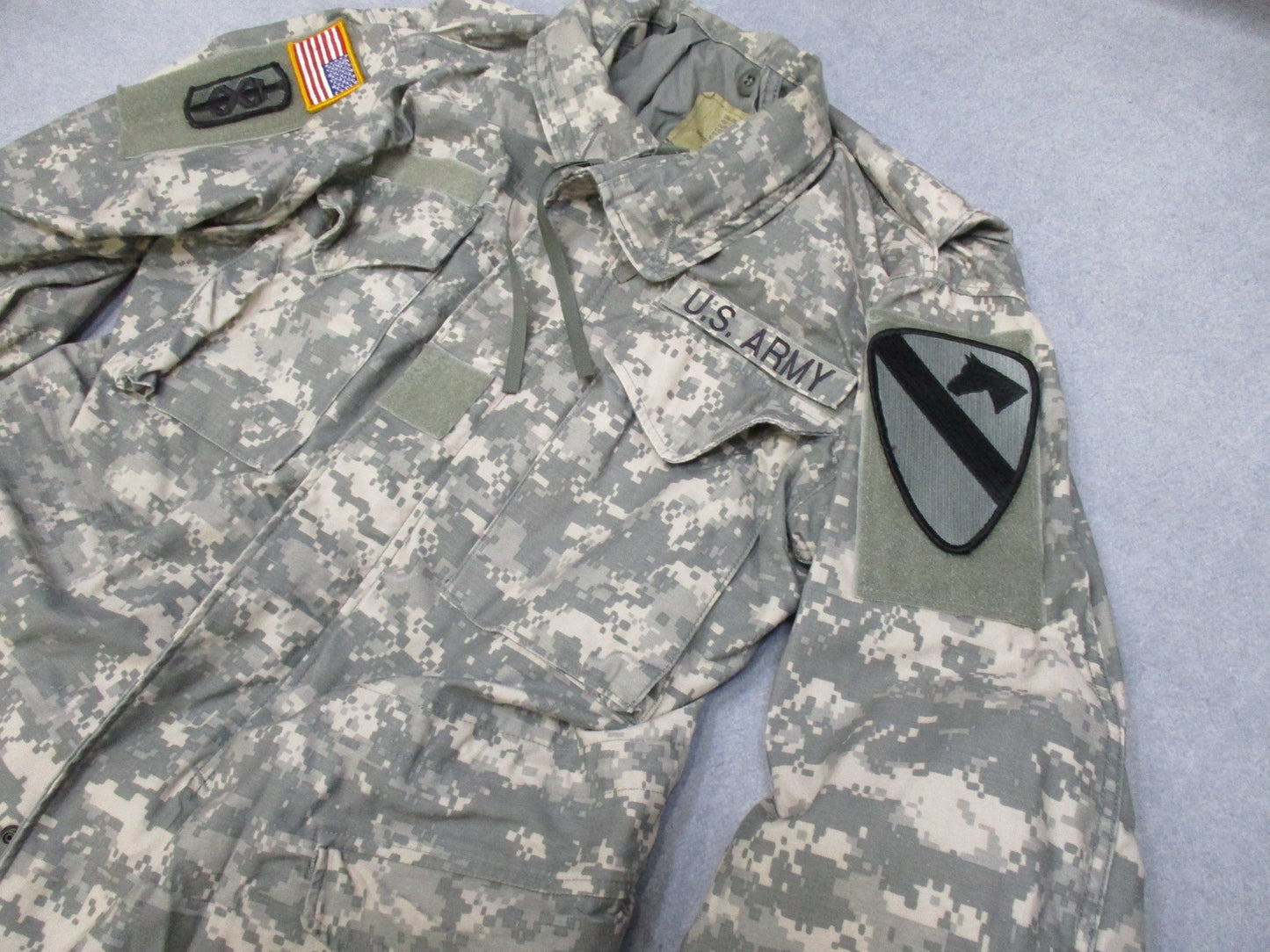 USGI ARMY ACU DIGITAL M-65 FIELD JACKET SMALL/LONG M65 COLD WEATHER COAT UCP - Centex Military Gear