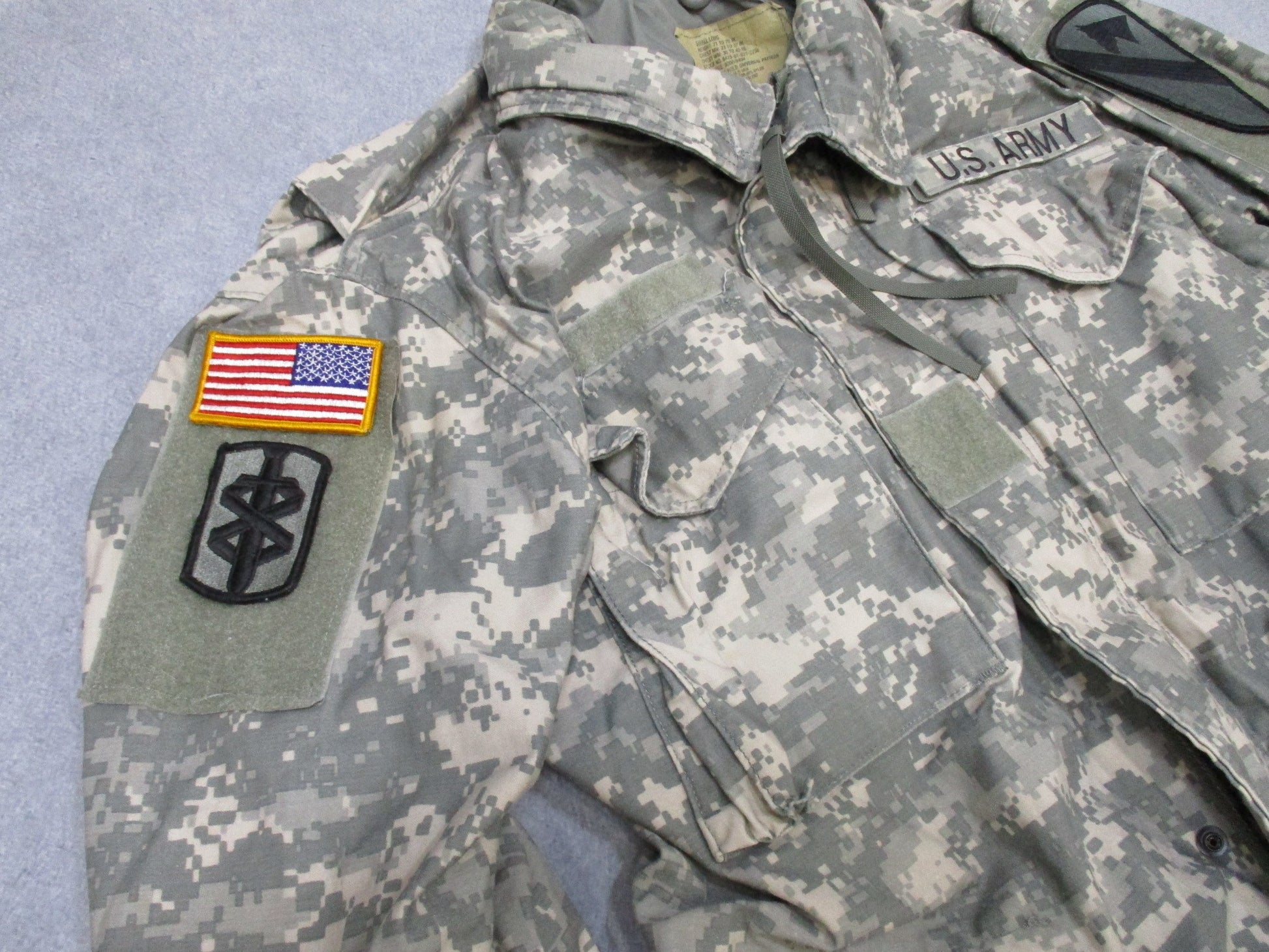 USGI ARMY ACU DIGITAL M-65 FIELD JACKET SMALL/LONG M65 COLD WEATHER COAT UCP - Centex Military Gear