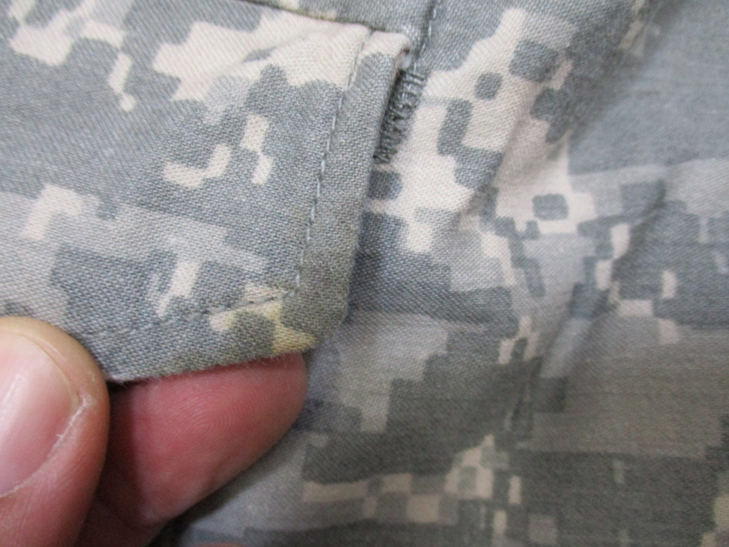 USGI ARMY ACU DIGITAL M-65 FIELD JACKET SMALL/LONG M65 COLD WEATHER COAT UCP - Centex Military Gear