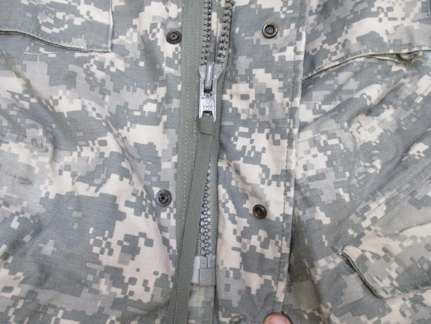 USGI ARMY ACU DIGITAL M-65 FIELD JACKET SMALL/LONG M65 COLD WEATHER COAT UCP - Centex Military Gear