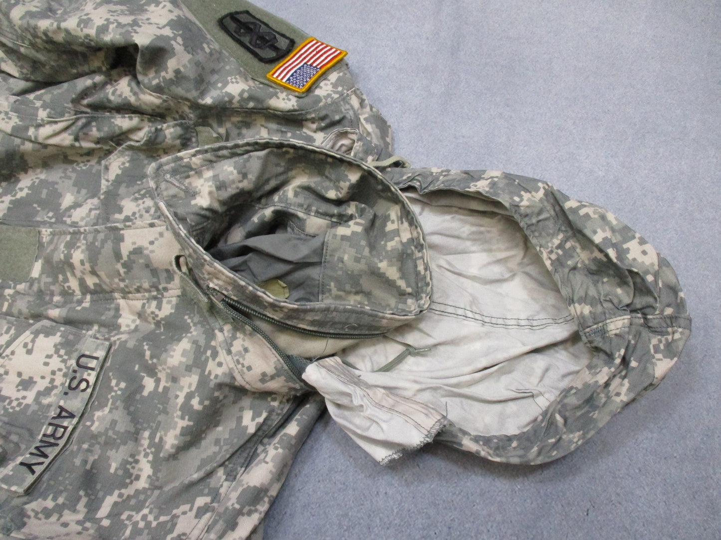 USGI ARMY ACU DIGITAL M-65 FIELD JACKET SMALL/LONG M65 COLD WEATHER COAT UCP - Centex Military Gear