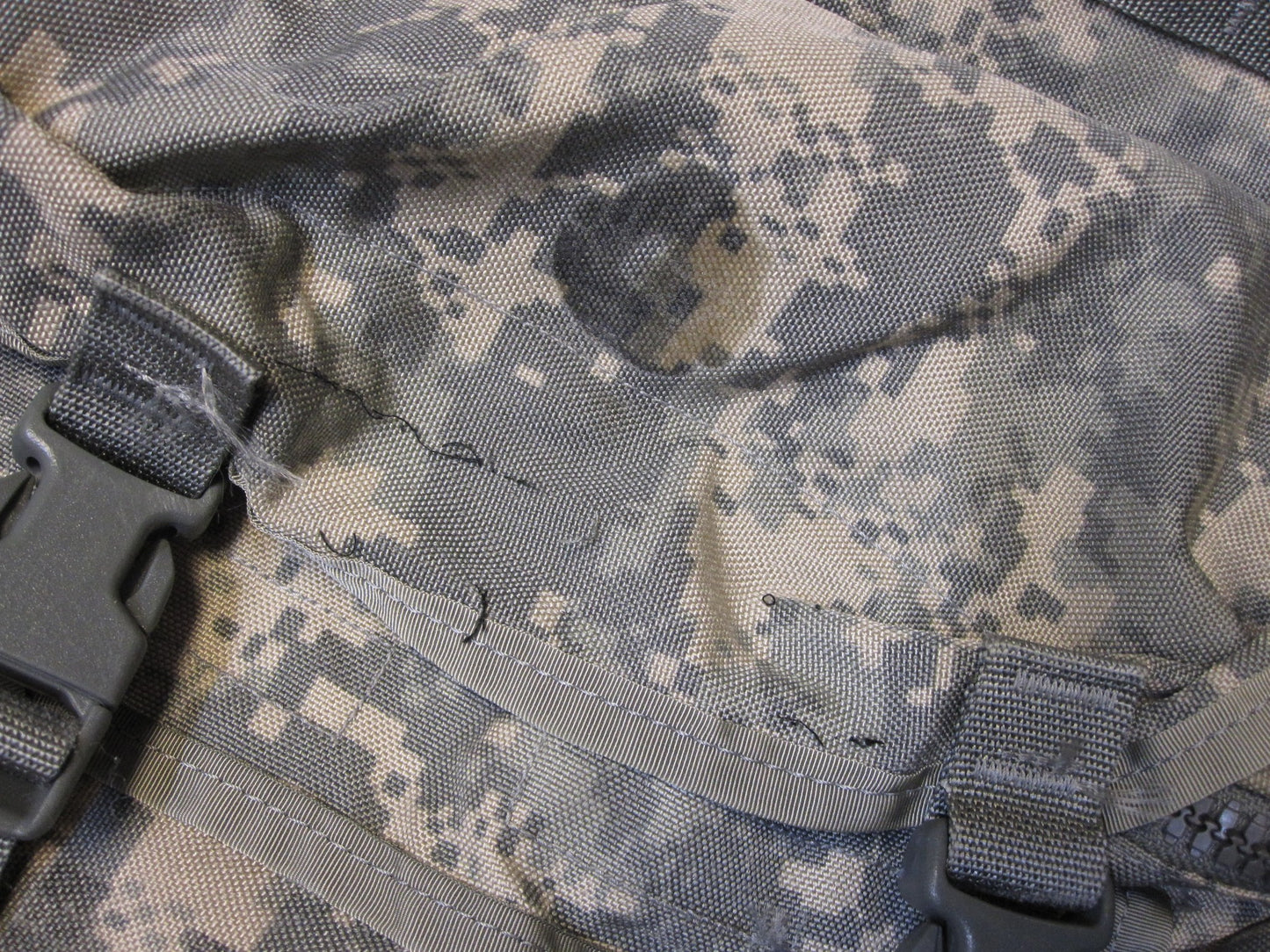 USED ARMY ISSUE ACU DIGITAL MOLLE II ASSAULT PACK w. STIFFENER 8465-01-524-5250