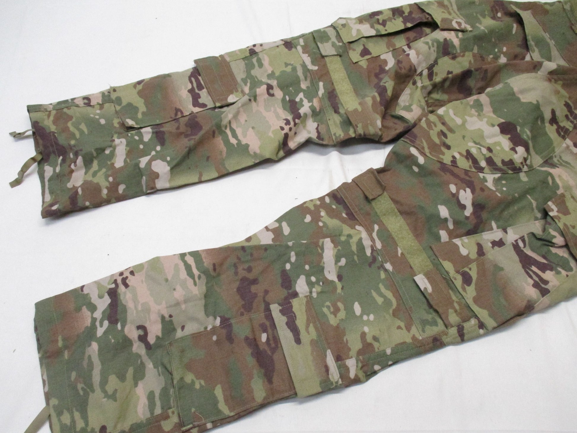 Centex Military Gear Army Advanced Combat Pants Scorpion OCP with Crye knee pad compatibility in medium/short size, durable tactical design.