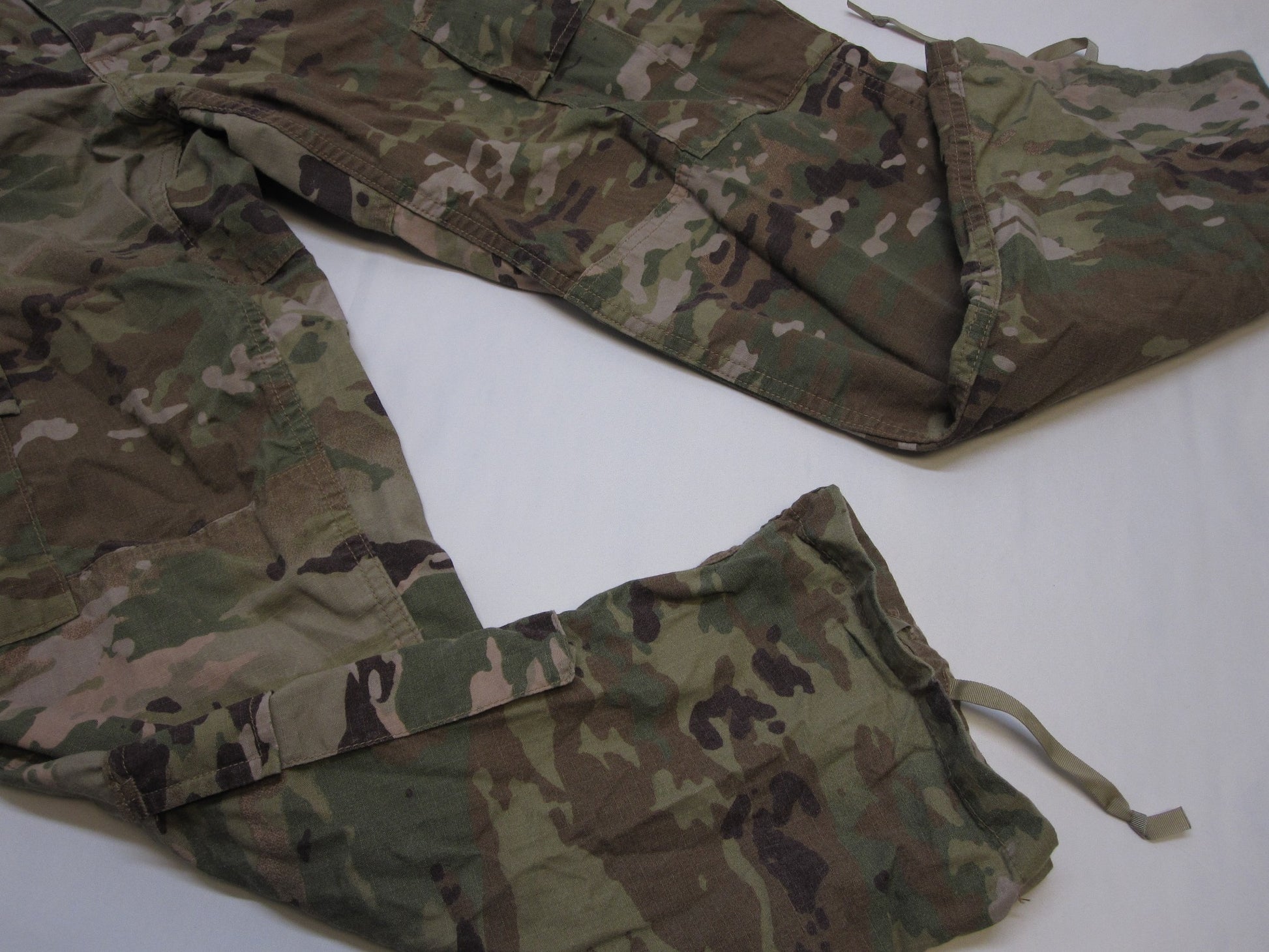 New Army Scorpion W2 Medium Short Pants/Trousers FRACU 8415-01-598-9397 Multicam - Centex Military Gear