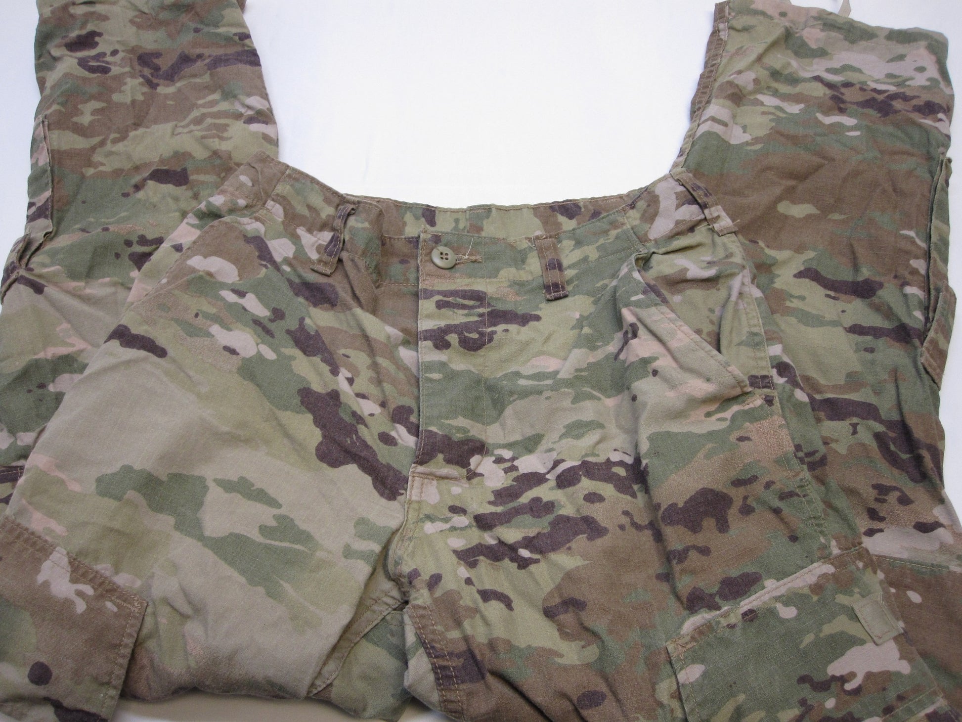 New Army Scorpion W2 Medium Short Pants/Trousers FRACU 8415-01-598-9397 Multicam - Centex Military Gear
