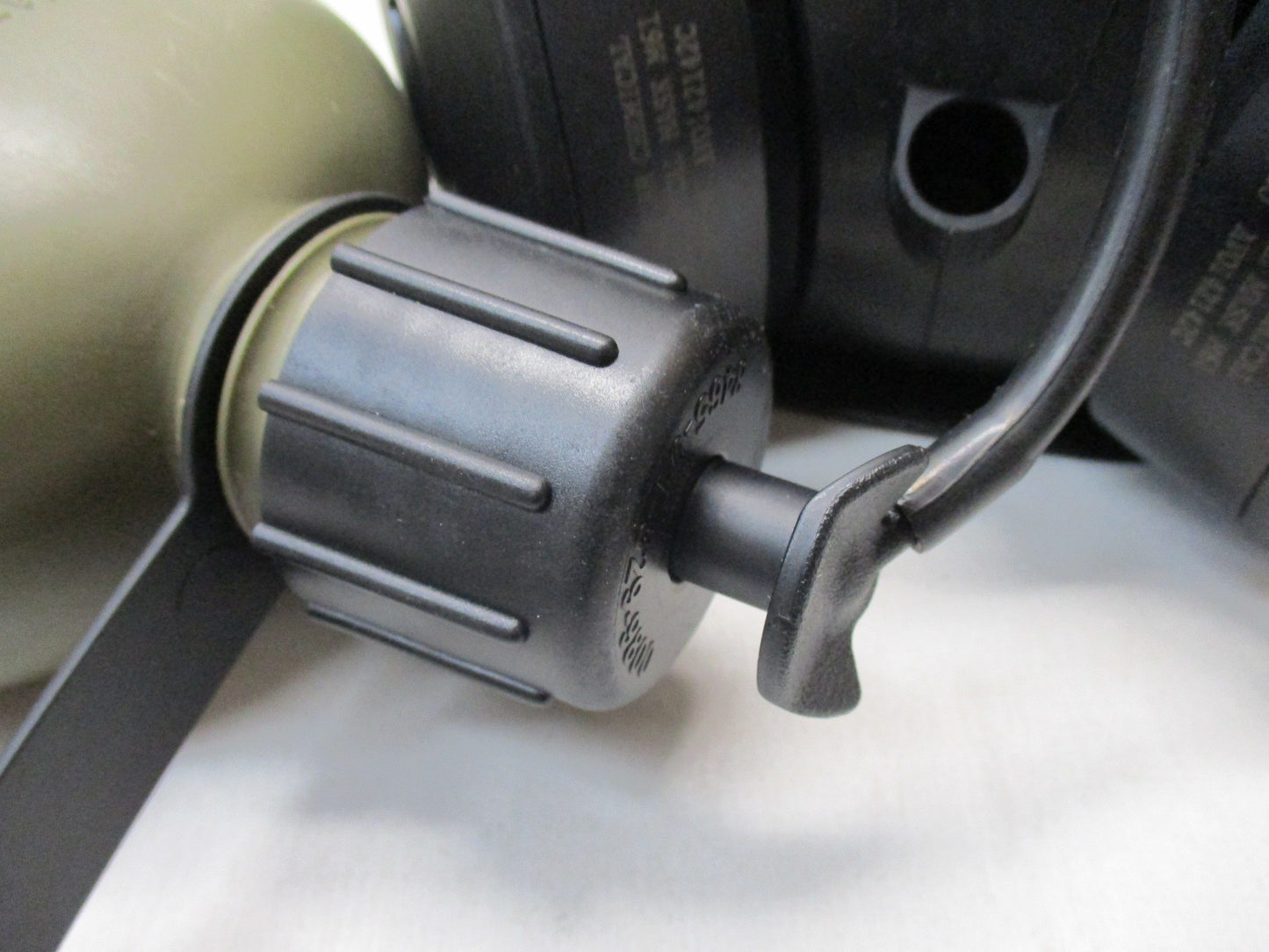 AVON M50 GAS MASK WATER CANTEEN CAP ADAPTER LID M51 JSGPM 1 or 2 QUART - Centex Military Gear