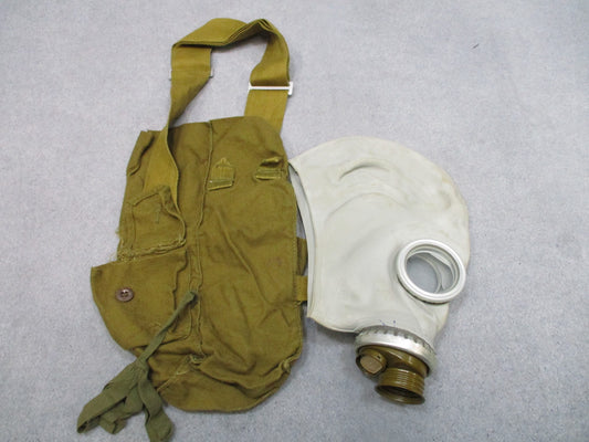 GENUINE SOVIET RUSSIAN ARMY GAS MASK KIT w/ FILTER GP5 SIZE:0 XSMALL USSR GP-5
