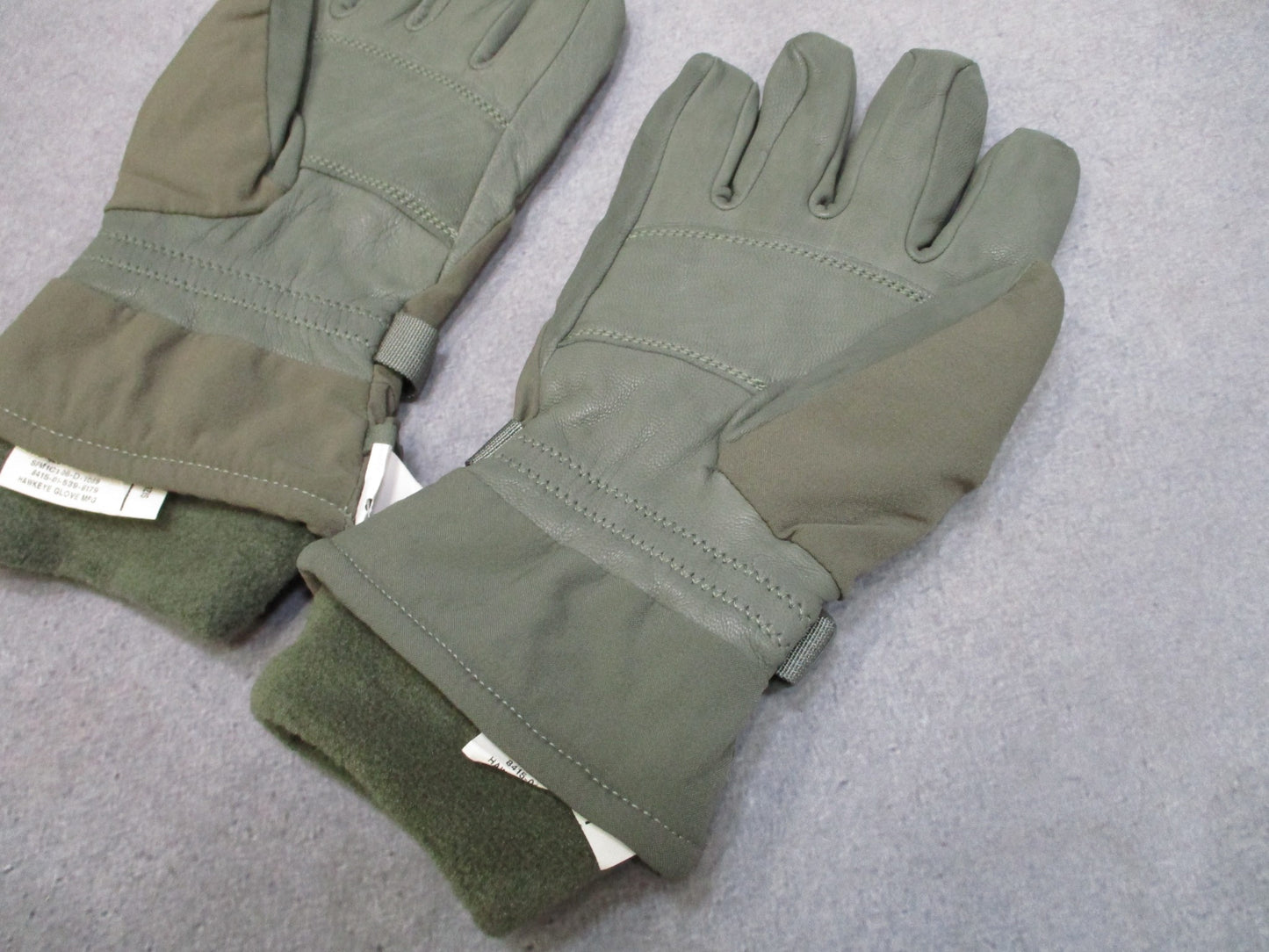 ARMY GLOVES FOLIAGE GREEN COLD/WET INTERMEDIATE GLOVE LARGE 8415-01-539-8179