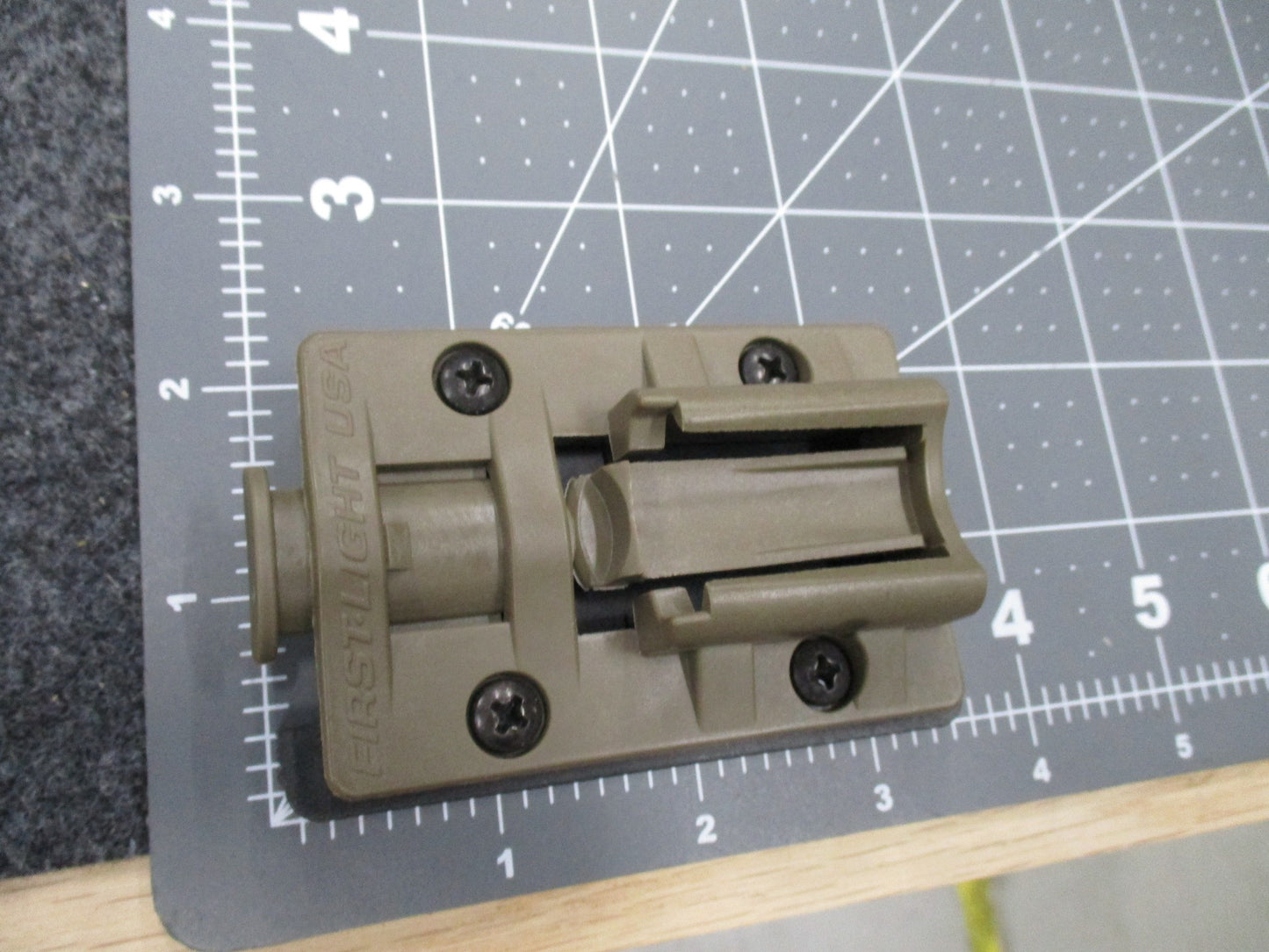 USED FIRST LIGHT TOMAHAWK T-MAX TORQ TRS MOLLE BLADE MOUNT ADAPTER COYOTE TAN