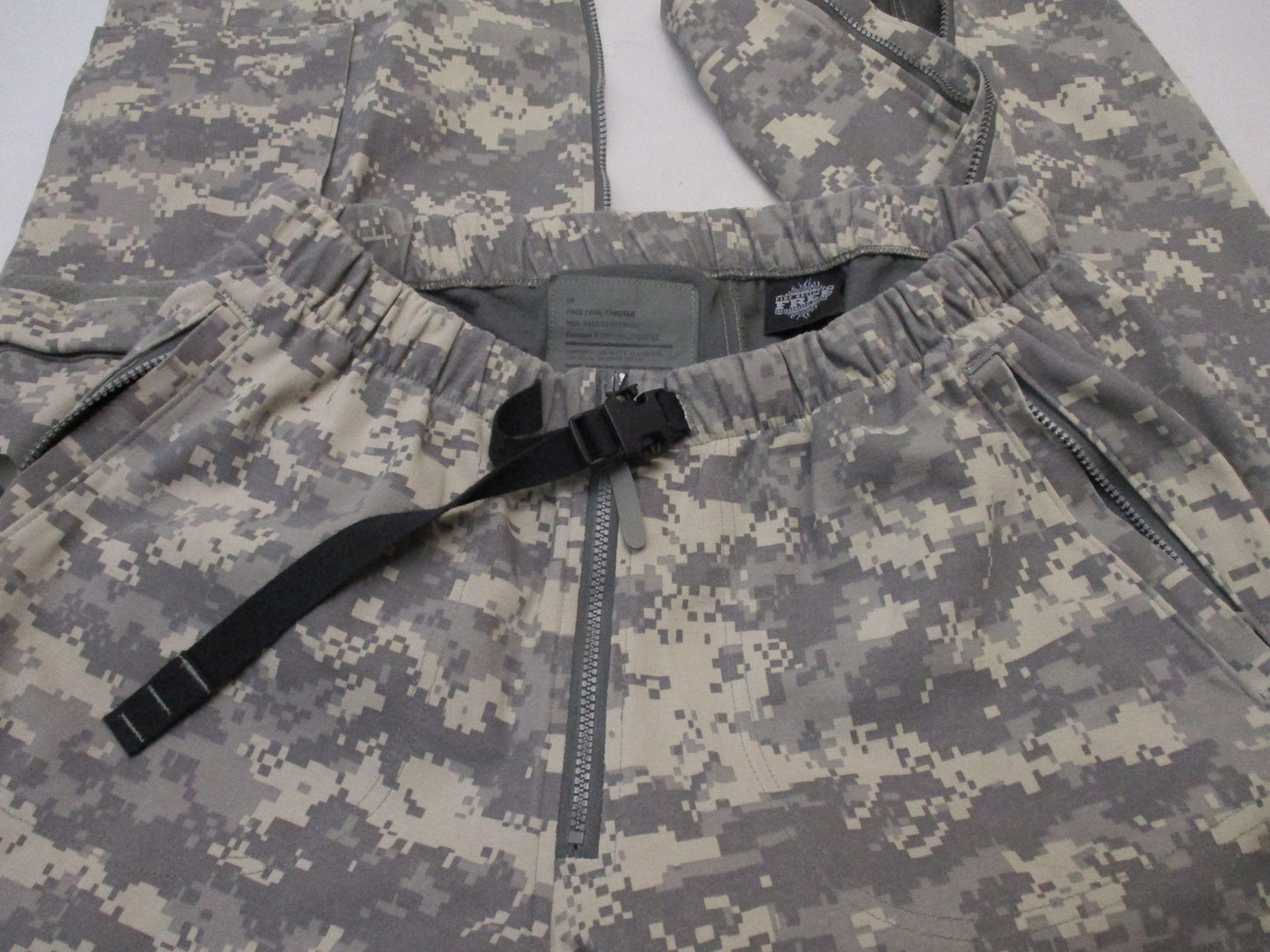 ARMY NOMEX ACU DIGITAL LWOL TROUSER FREE PANTS LARGE-REGULAR 8415-01-577-6462
