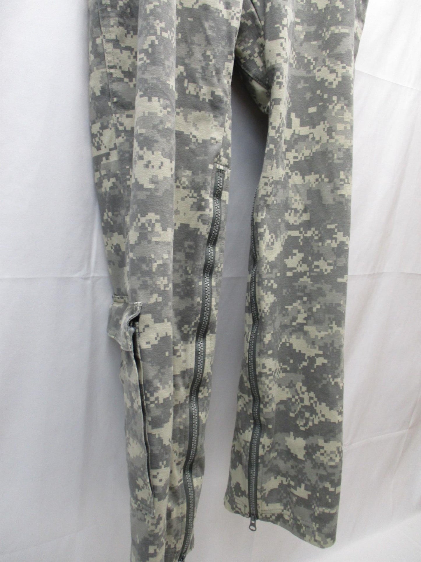 ARMY NOMEX ACU DIGITAL LWOL TROUSER FREE PANTS LARGE-REGULAR 8415-01-577-6462