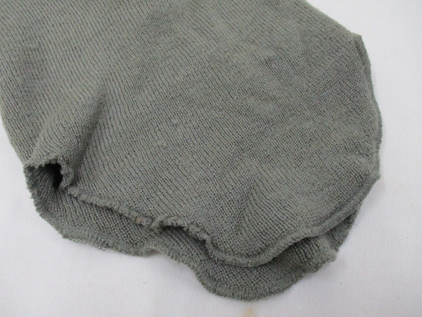 USED MILITARY SKI MASK BALACLAVA HOOD FOLIAGE GREEN COLD WEATHER WOOL FACE COVER