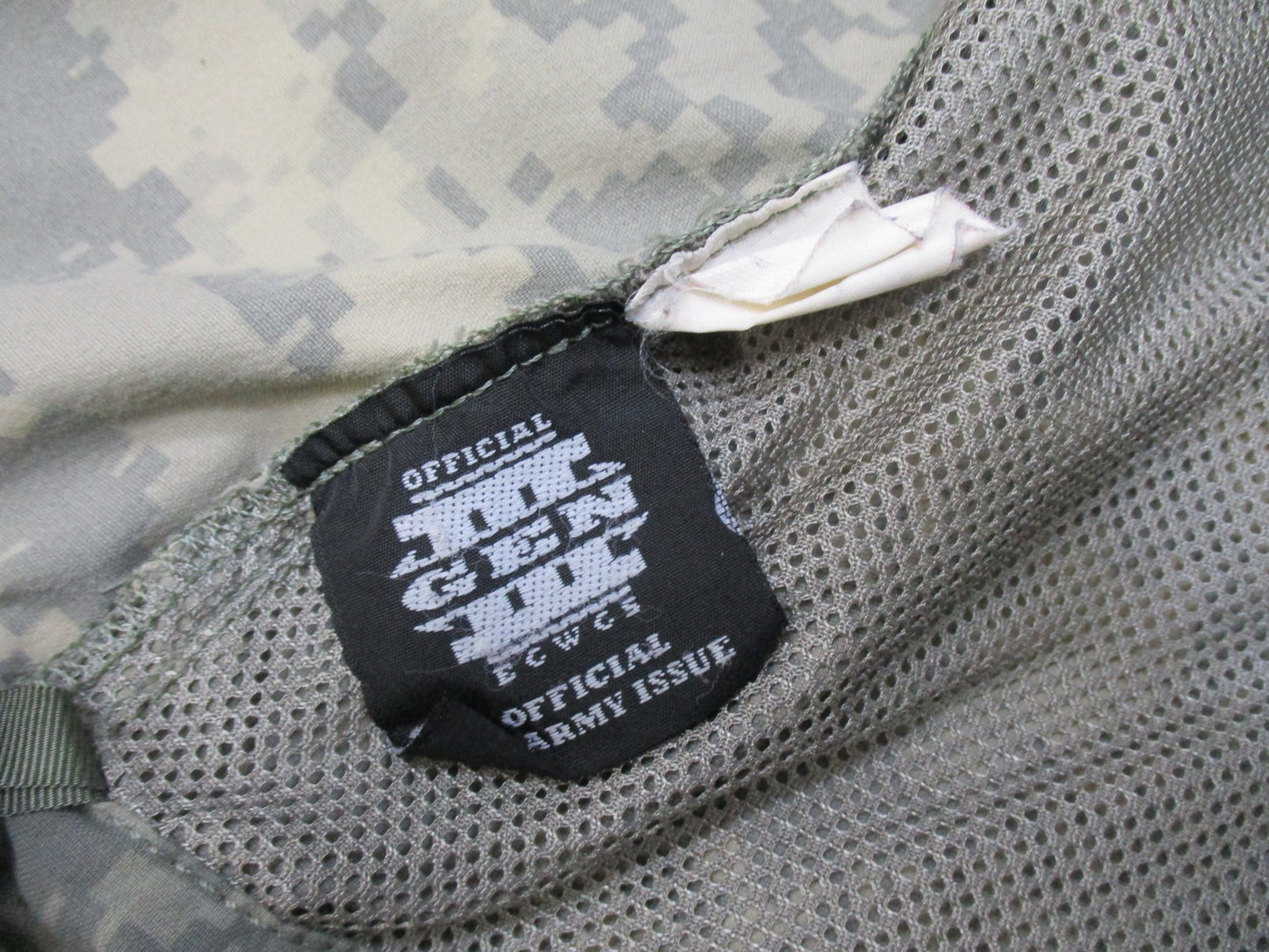 ARMY ISSUE TOP ACU DIGITAL SOFT SHELL JACKET GEN 3 PARKA SMALL/LONG LEVEL 5 - Centex Military Gear