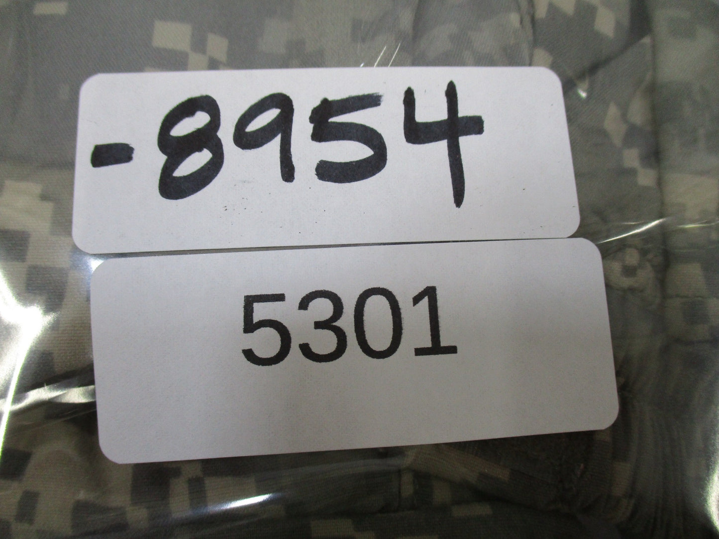 ARMY ISSUE TOP ACU DIGITAL SOFT SHELL JACKET GEN 3 PARKA SMALL/LONG LEVEL 5 - Centex Military Gear