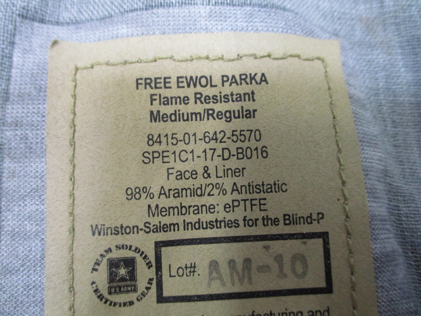 USGI FR GORE TEX EWOL PARKA MEDIUM REGULAR OCP SCORPION W2 FREE JACKET SHELL