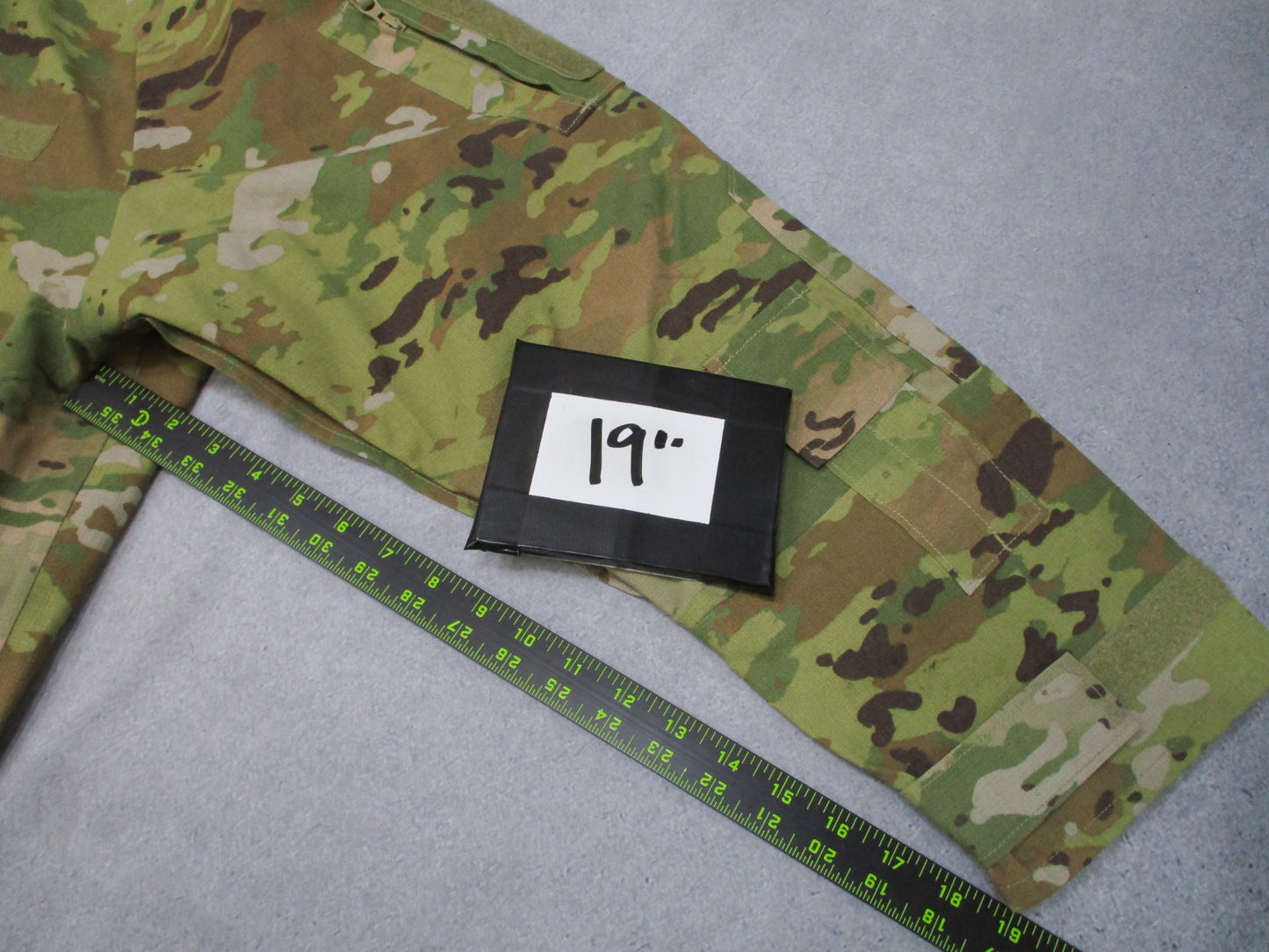 USGI FR GORE TEX EWOL PARKA MEDIUM REGULAR OCP SCORPION W2 FREE JACKET SHELL