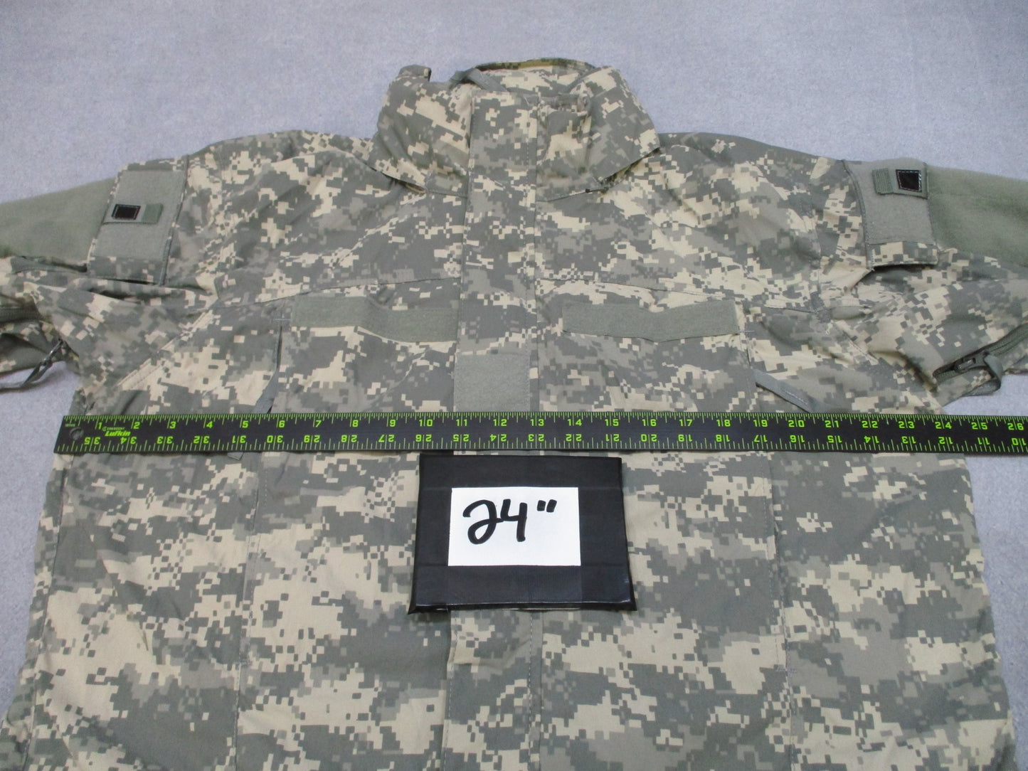 USGI ARMY JACKET SOFT SHELL COLD WEATHER LAYER 5 GEN III SMALL/REGULAR DIGITAL