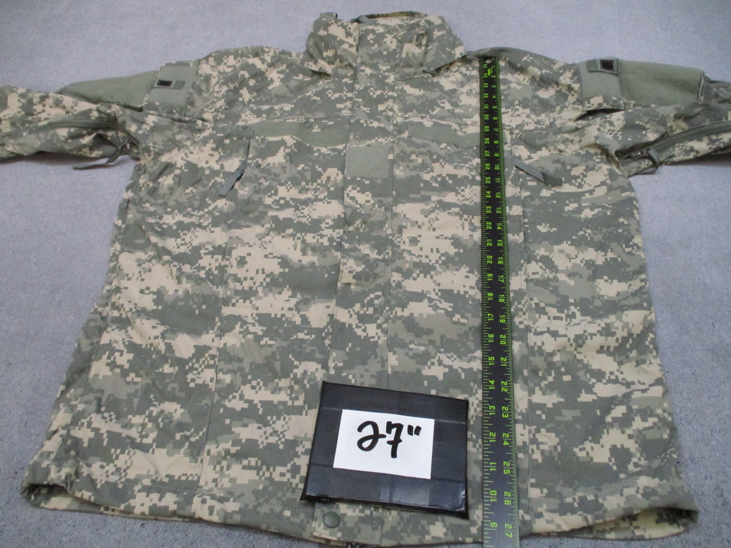 USGI ARMY JACKET SOFT SHELL COLD WEATHER LAYER 5 GEN III SMALL/REGULAR DIGITAL