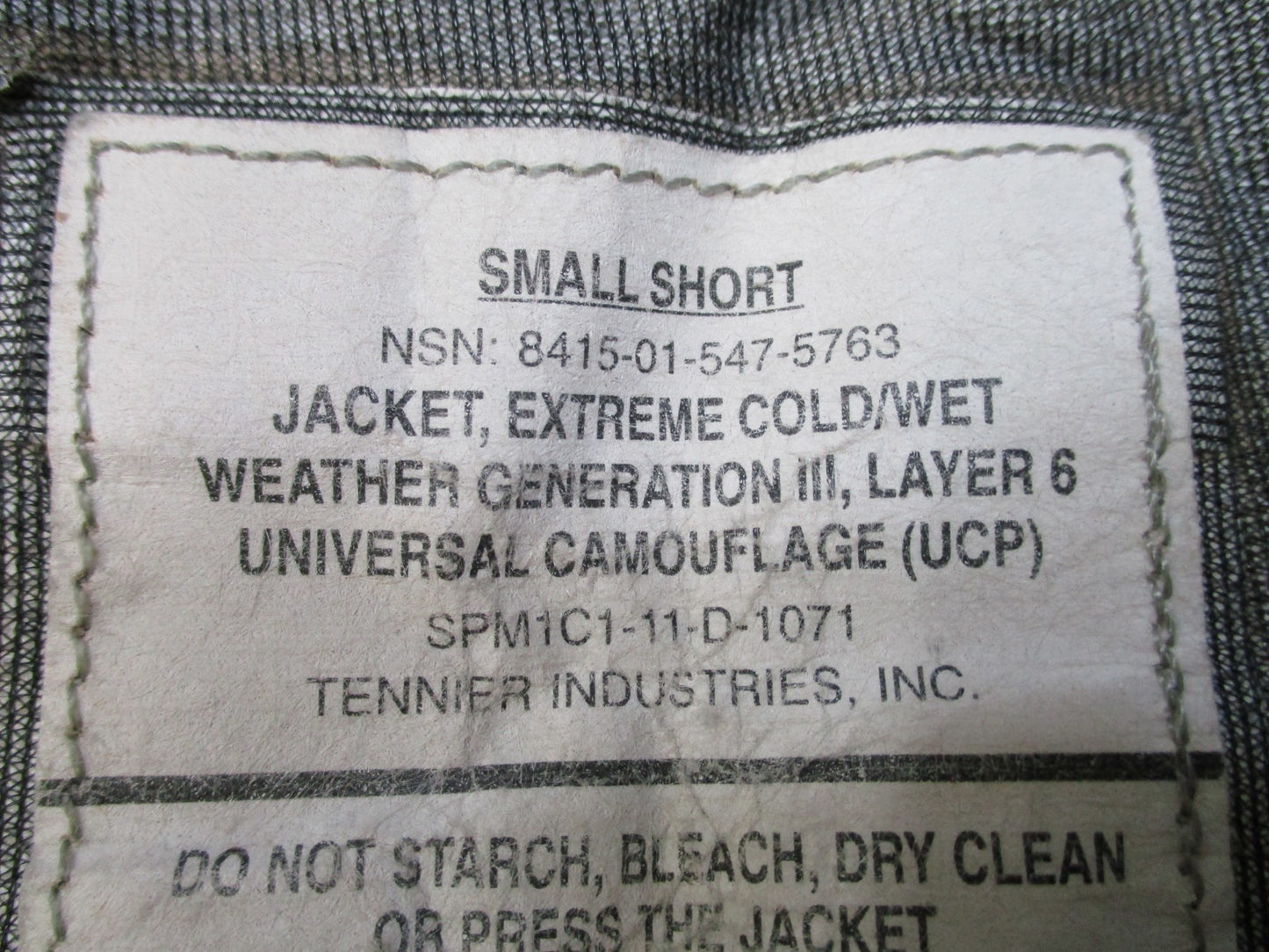 ARMY ACU DIGITAL UCP GEN III LEVEL 6 COLD/WET JACKET SMALL/SHORT GORE-TEX TOP
