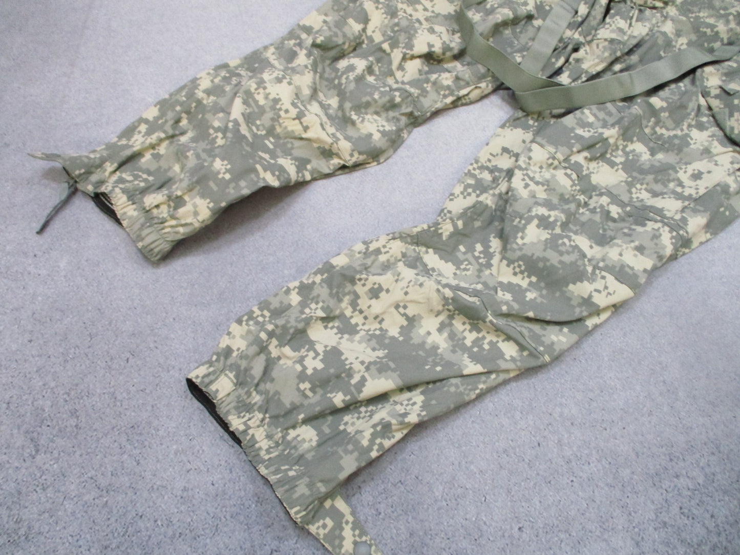 ARMY ACU DIGITAL LEVEL 5 SOFT SHELL TROUSER COLD WEATHER PANTS SMALL/SHORT