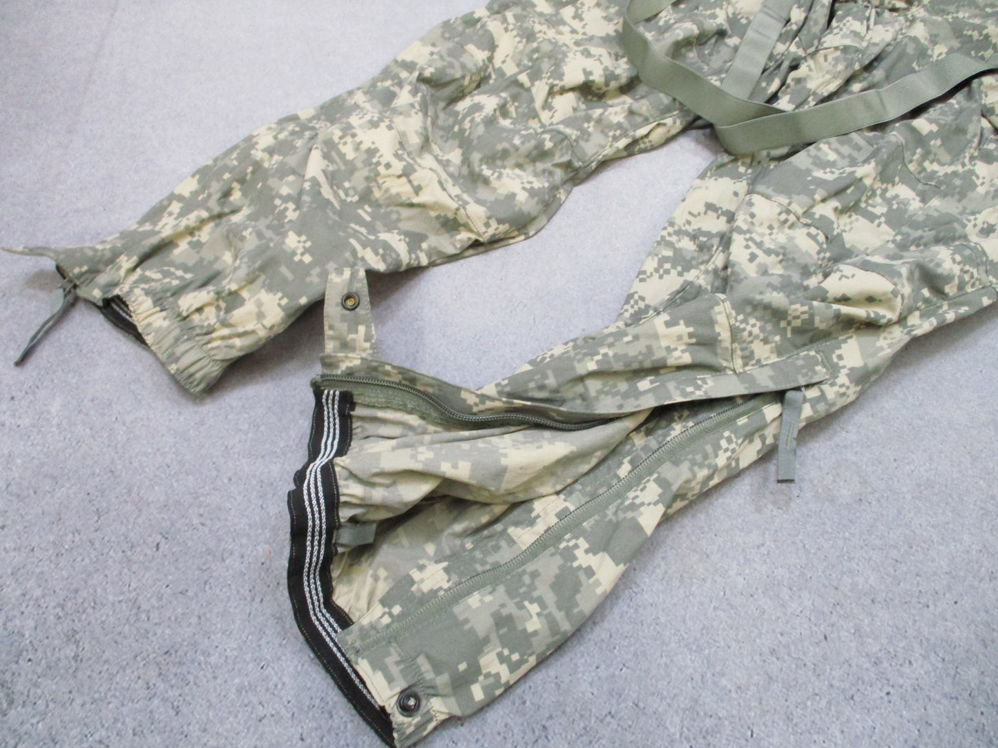 ARMY ACU DIGITAL LEVEL 5 SOFT SHELL TROUSER COLD WEATHER PANTS SMALL/SHORT
