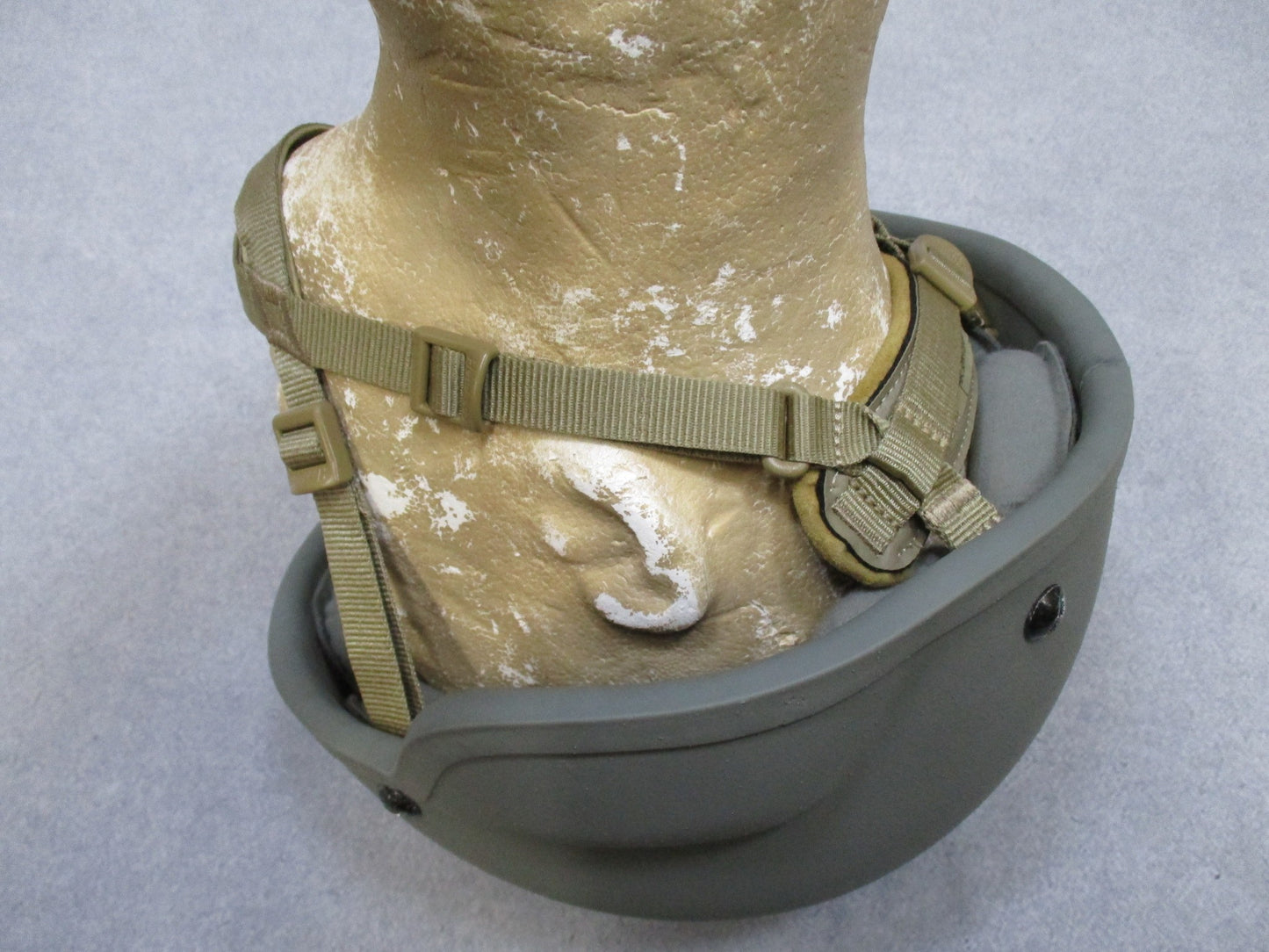 REVISION ARMY ADVANCED COMBAT HELMET MADE W/ KEVLAR ACH LARGE 8470-01-529-6344 - Centex Military Gear