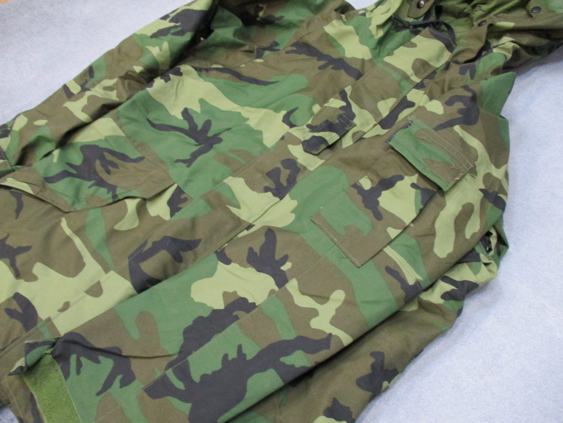 USED ARMY ISSUE WOODLAND BDU GORE-TEX JACKET WET/COLD WEATHER PARKA MEDIUM-LONG - Centex Military Gear