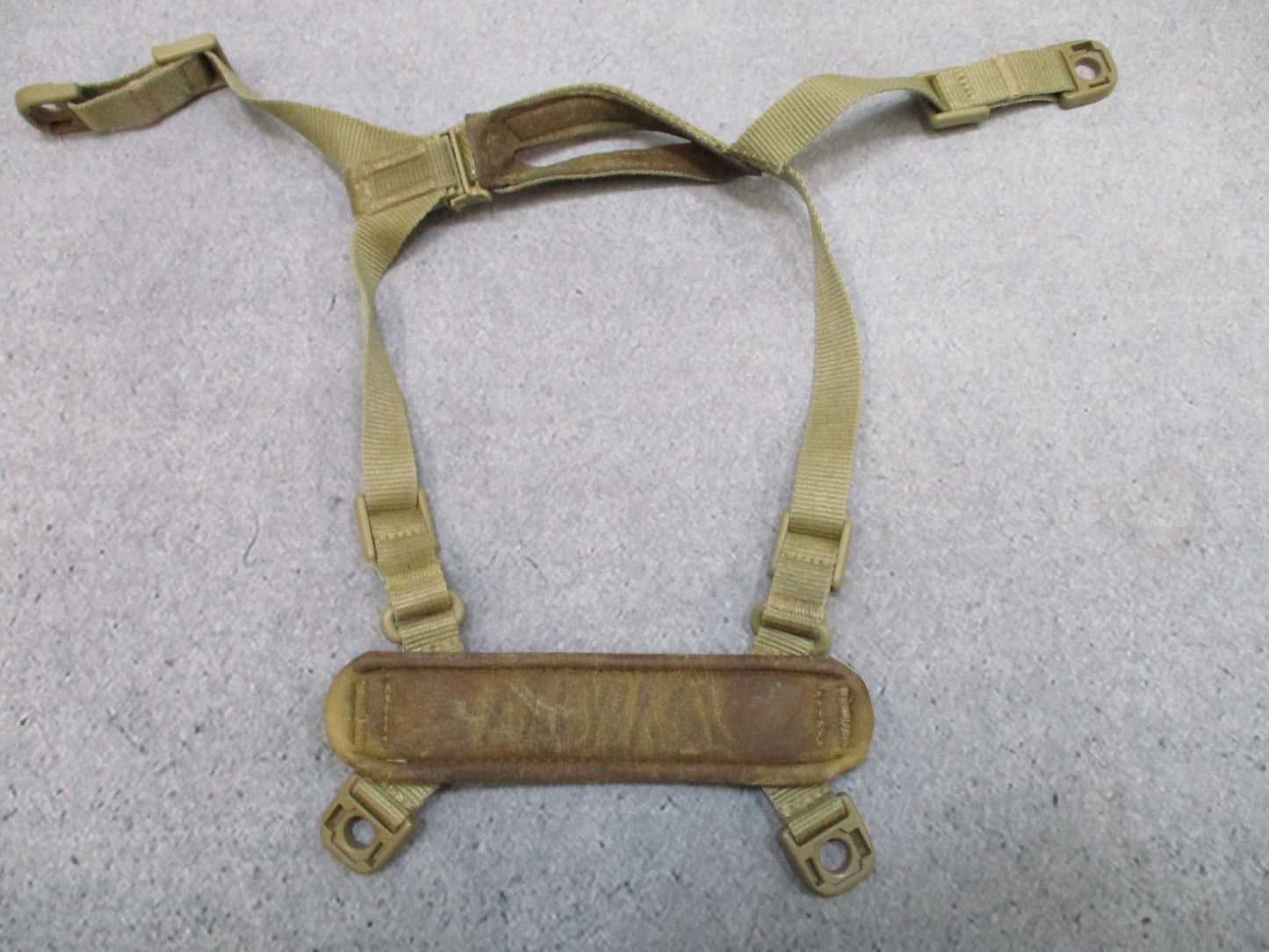 * US Army ACH Helmet Made With Kevlar Medium BAE Systems 8470-01-523-0070 * BAE